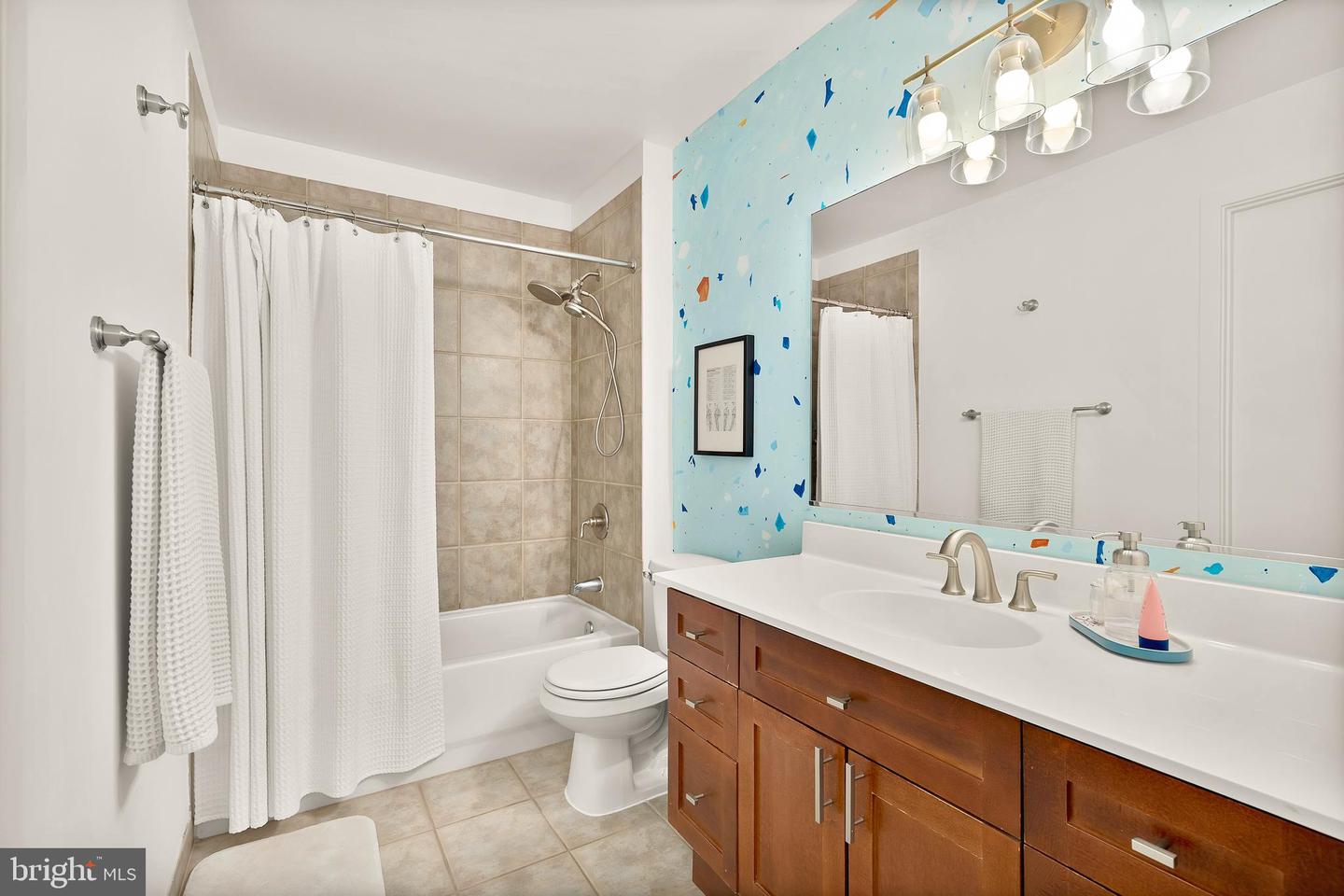 2120 VERMONT AVE NW #208, WASHINGTON, District Of Columbia 20001, 2 Bedrooms Bedrooms, ,2 BathroomsBathrooms,Residential,For sale,2120 VERMONT AVE NW #208,DCDC2210006 MLS # DCDC2210006