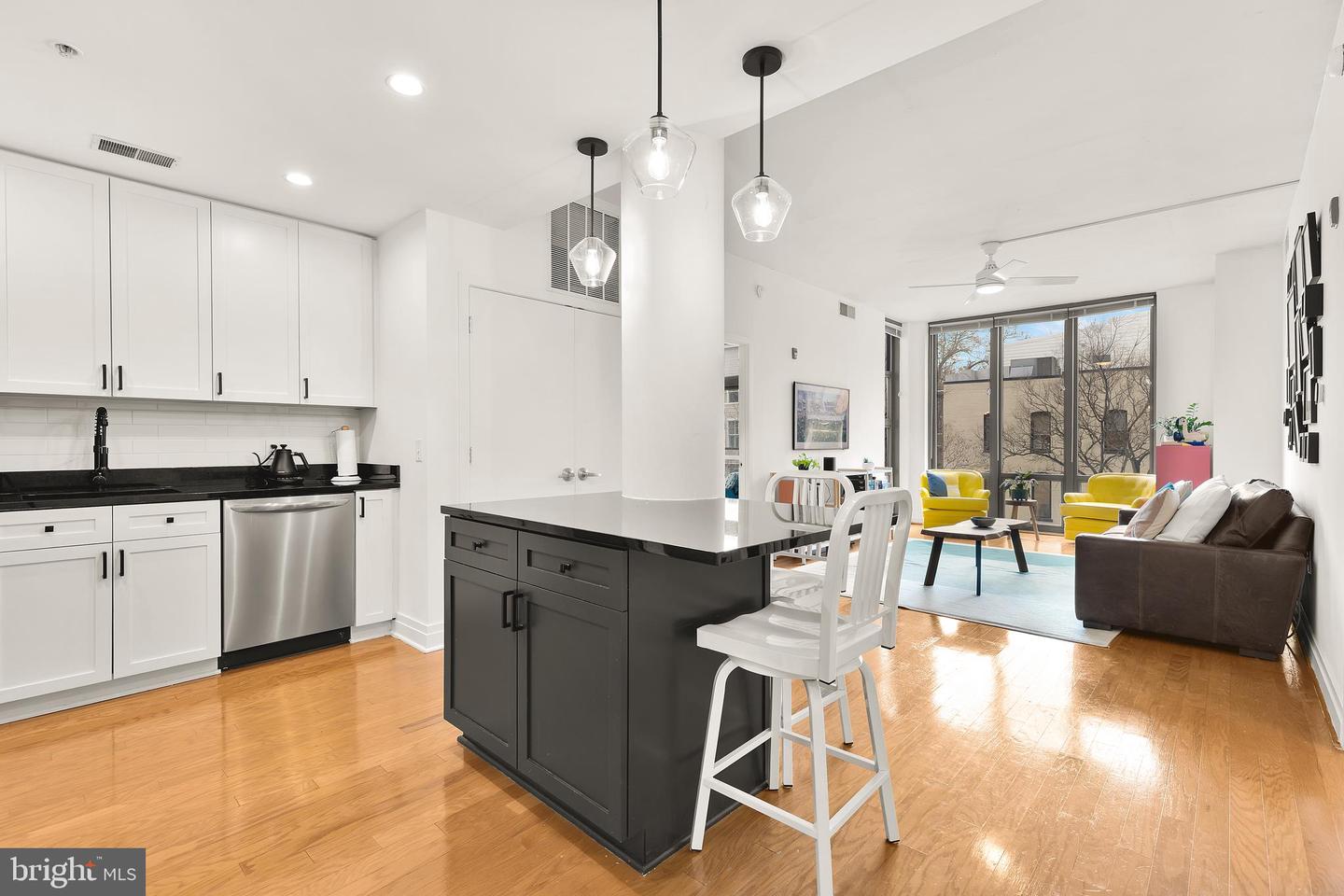 2120 VERMONT AVE NW #208, WASHINGTON, District Of Columbia 20001, 2 Bedrooms Bedrooms, ,2 BathroomsBathrooms,Residential,For sale,2120 VERMONT AVE NW #208,DCDC2210006 MLS # DCDC2210006