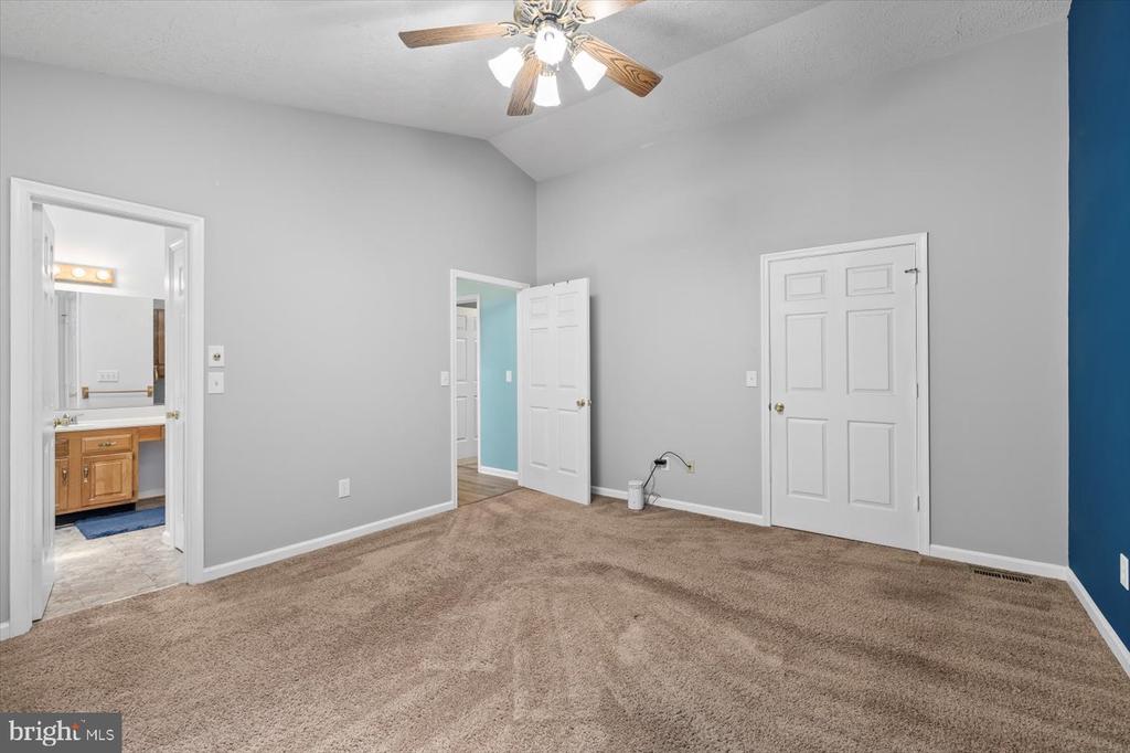 11701 BERRY LN, SPOTSYLVANIA, Virginia 22551, 3 Bedrooms Bedrooms, ,2 BathroomsBathrooms,Residential,11701 BERRY LN,VASP2034636 MLS # VASP2034636