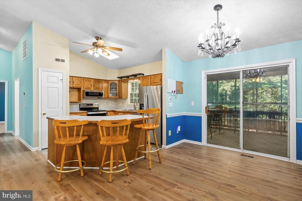 11701 BERRY LN, SPOTSYLVANIA, Virginia 22551, 3 Bedrooms Bedrooms, ,2 BathroomsBathrooms,Residential,11701 BERRY LN,VASP2034636 MLS # VASP2034636