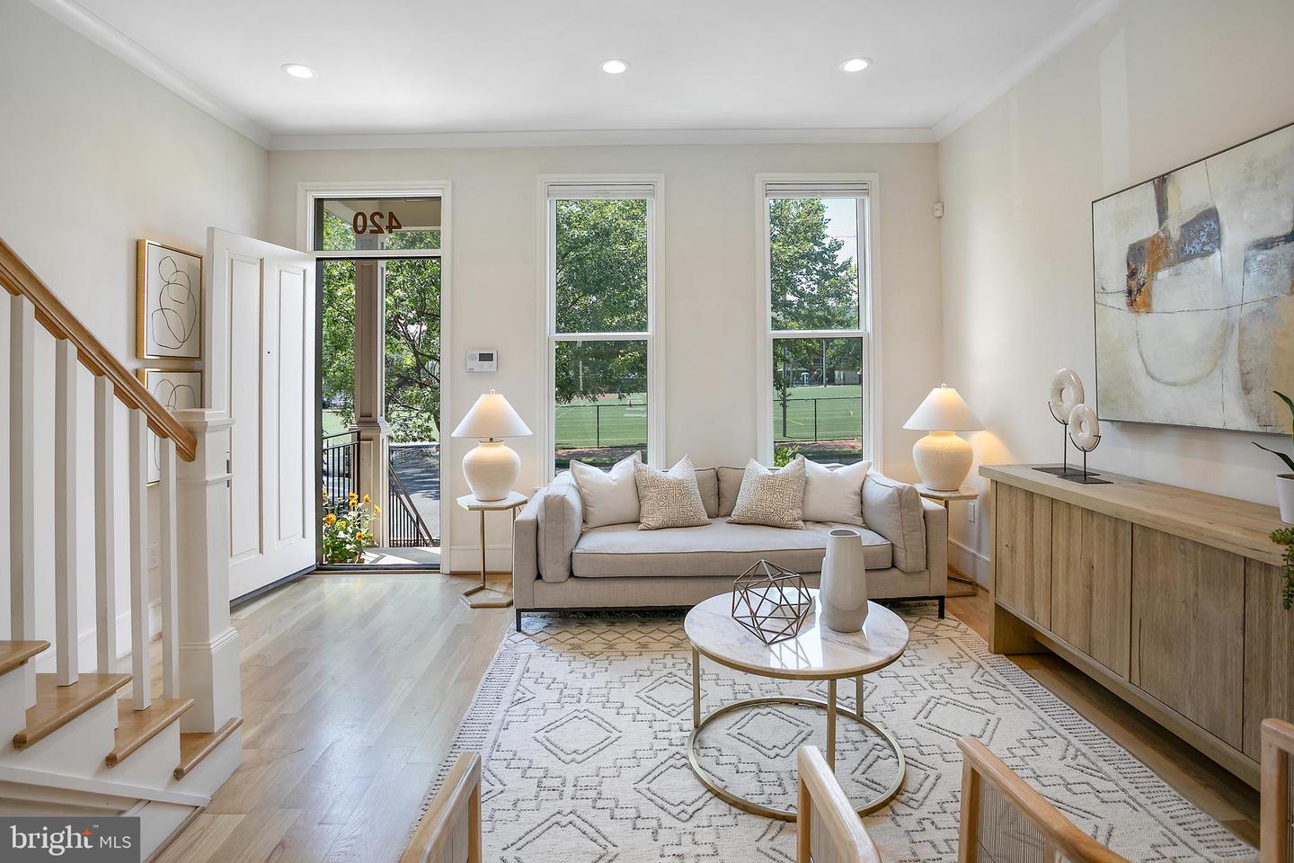 420 13TH ST SE, WASHINGTON, District Of Columbia 20003, 3 Bedrooms Bedrooms, ,4 BathroomsBathrooms,Residential,For sale,420 13TH ST SE,DCDC2210062 MLS # DCDC2210062