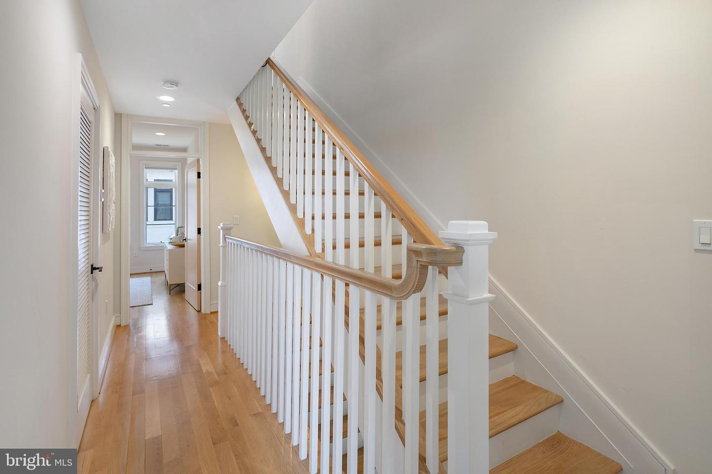 420 13TH ST SE, WASHINGTON, District Of Columbia 20003, 3 Bedrooms Bedrooms, ,4 BathroomsBathrooms,Residential,For sale,420 13TH ST SE,DCDC2210062 MLS # DCDC2210062