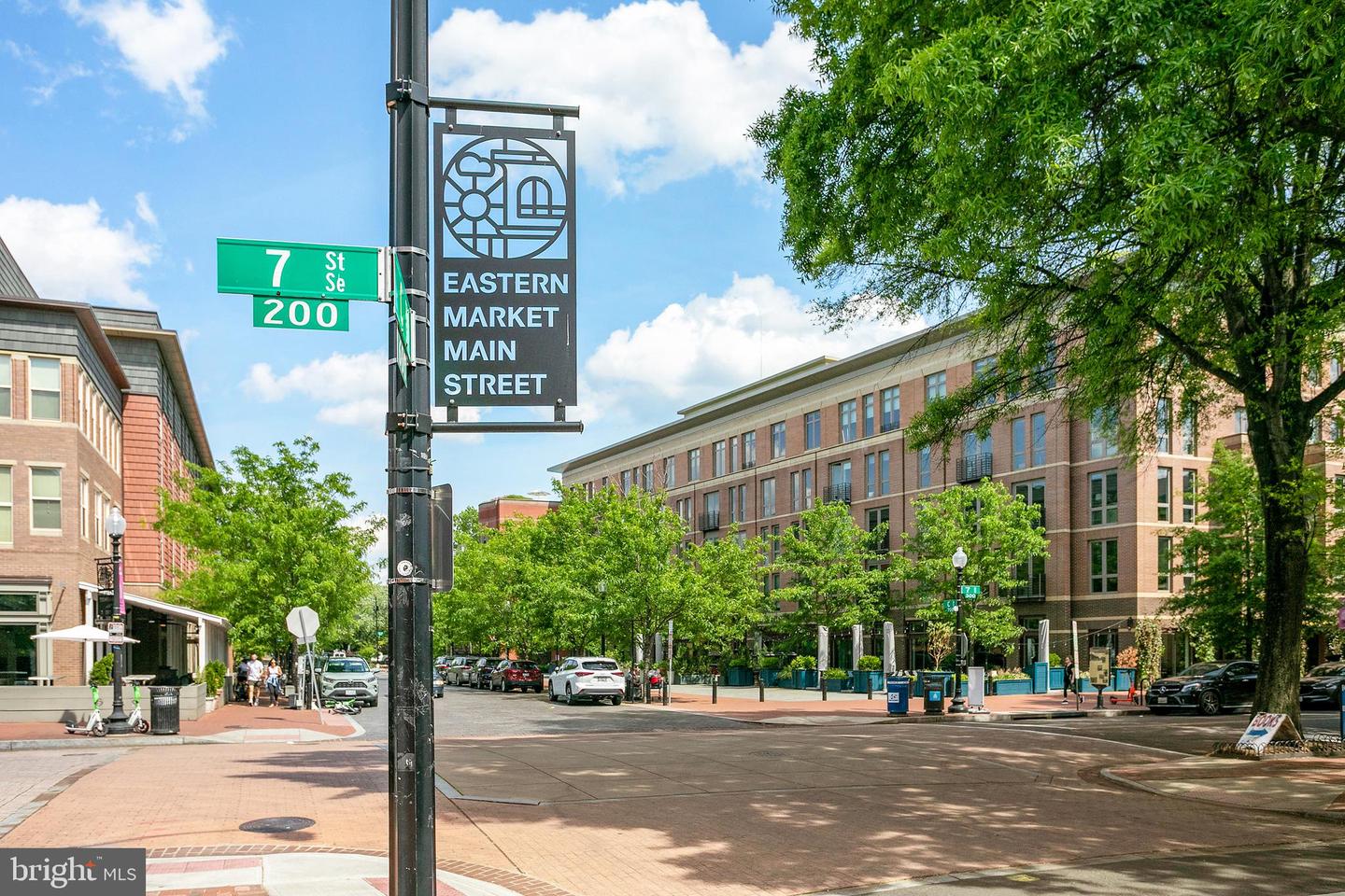 420 13TH ST SE, WASHINGTON, District Of Columbia 20003, 3 Bedrooms Bedrooms, ,4 BathroomsBathrooms,Residential,For sale,420 13TH ST SE,DCDC2210062 MLS # DCDC2210062