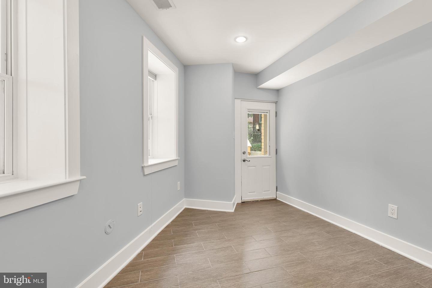 1353 MARYLAND AVE NE, WASHINGTON, District Of Columbia 20002, 3 Bedrooms Bedrooms, ,2 BathroomsBathrooms,Residential,For sale,1353 MARYLAND AVE NE,DCDC2210066 MLS # DCDC2210066