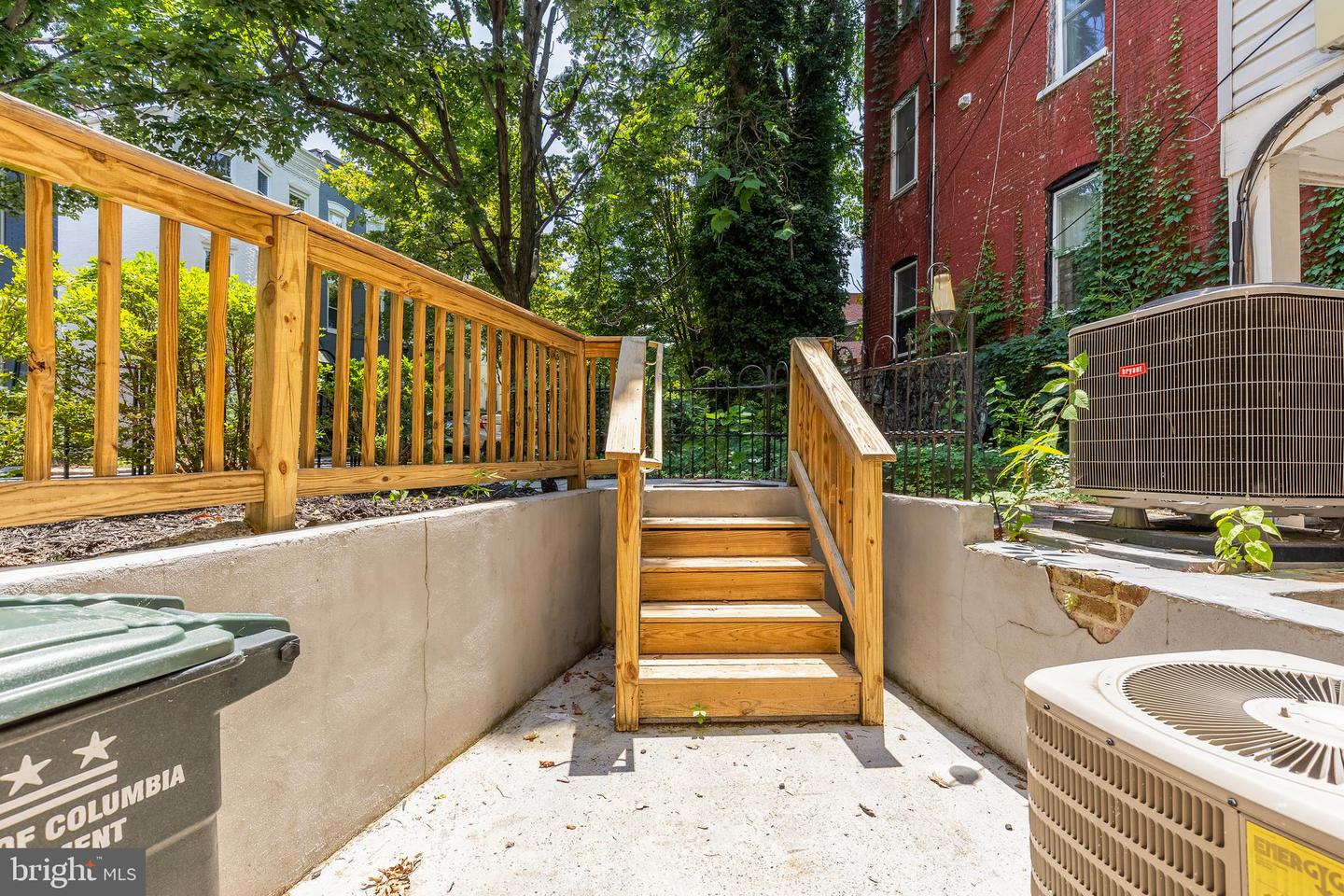 1353 MARYLAND AVE NE, WASHINGTON, District Of Columbia 20002, 3 Bedrooms Bedrooms, ,2 BathroomsBathrooms,Residential,For sale,1353 MARYLAND AVE NE,DCDC2210066 MLS # DCDC2210066