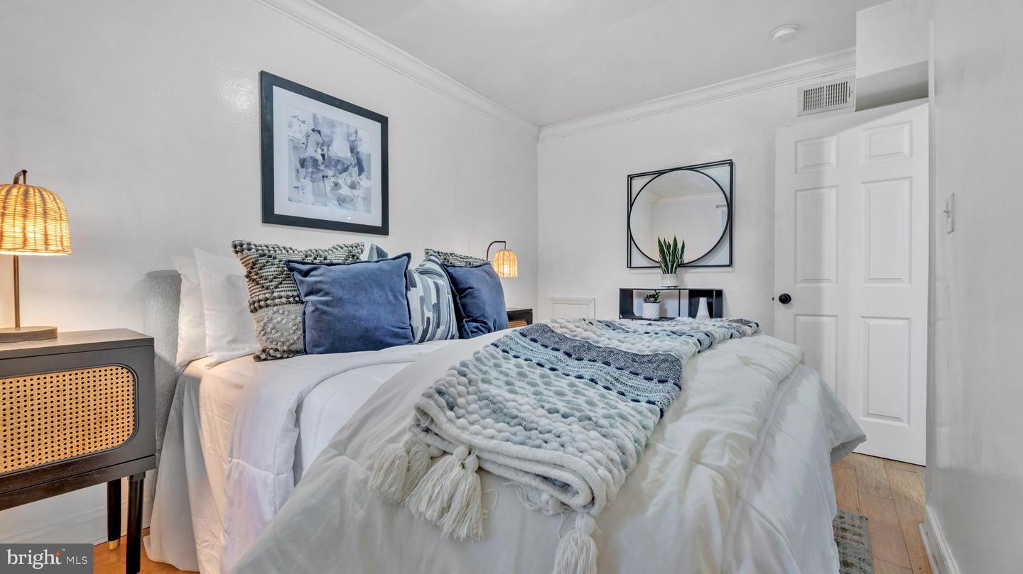 1814 BENNING RD NE #1, WASHINGTON, District Of Columbia 20002, 1 Bedroom Bedrooms, ,1 BathroomBathrooms,Residential,For sale,1814 BENNING RD NE #1,DCDC2210090 MLS # DCDC2210090
