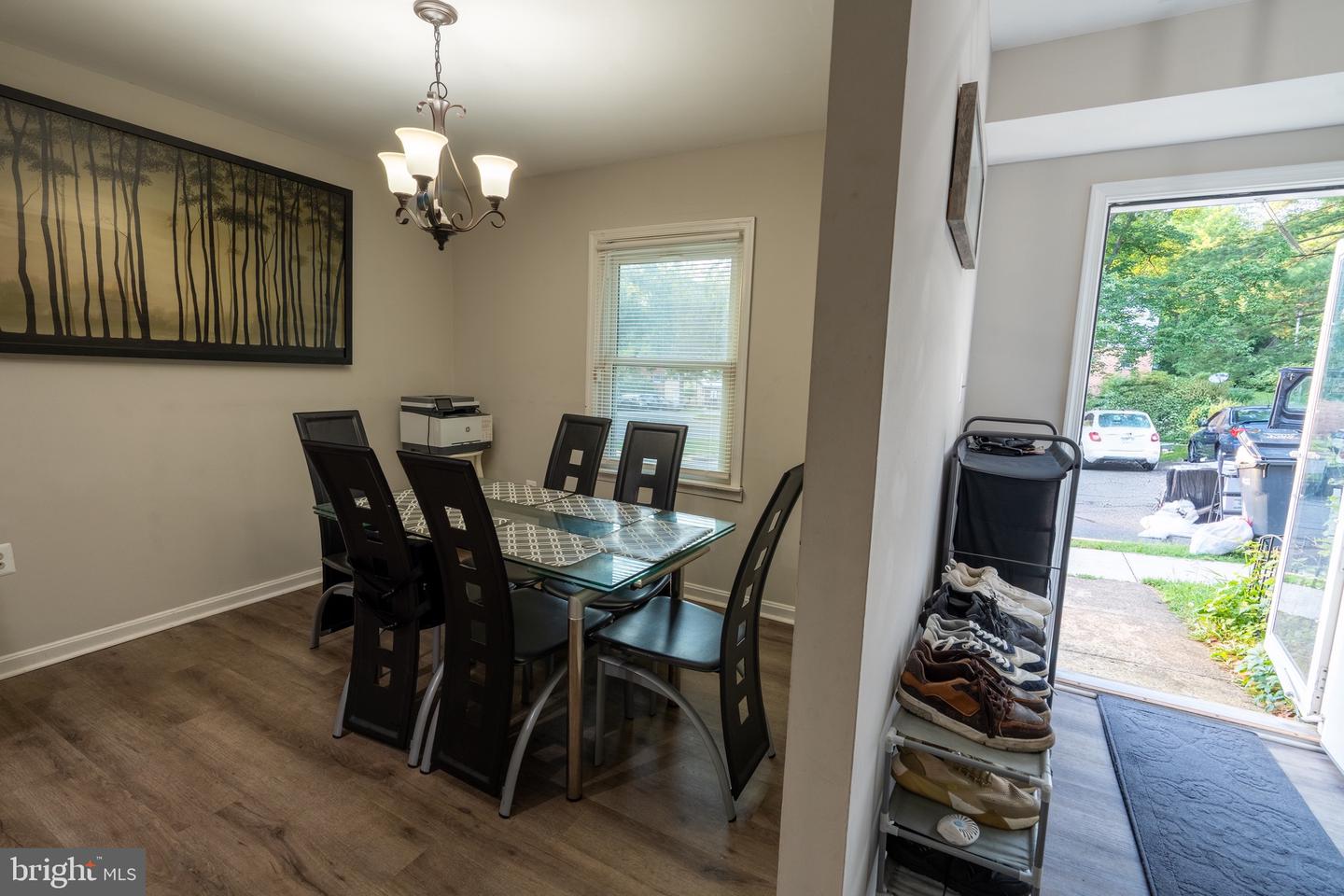6363 EIGHTH ST, ALEXANDRIA, Virginia 22312, 3 Bedrooms Bedrooms, ,2 BathroomsBathrooms,Residential,For sale,6363 EIGHTH ST,VAFX2255184 MLS # VAFX2255184