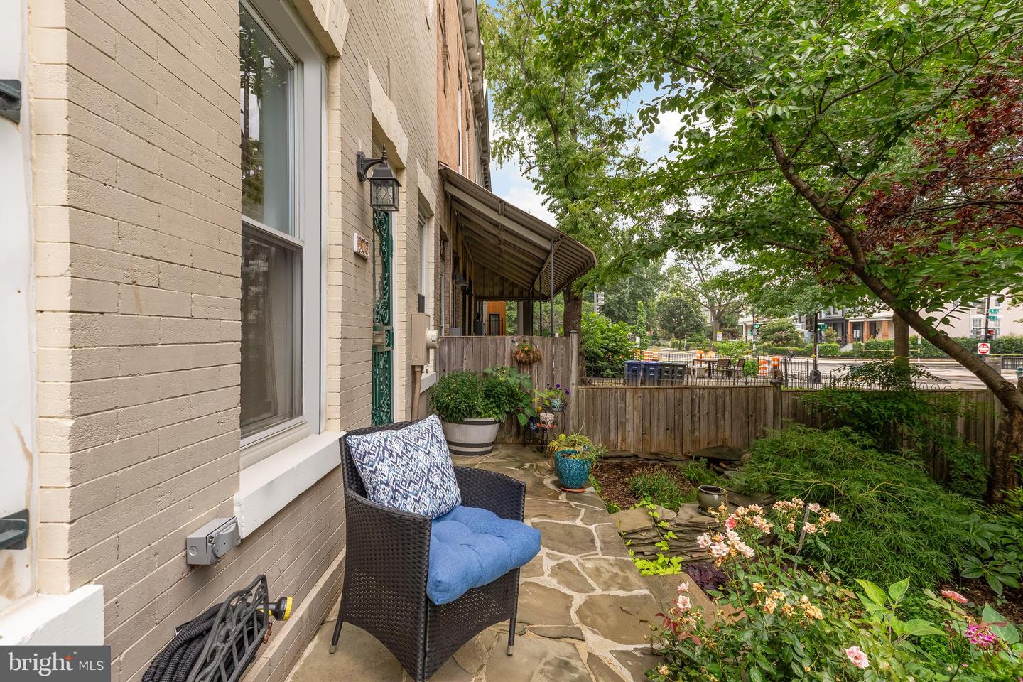 516 K ST NE, WASHINGTON, District Of Columbia 20002, 3 Bedrooms Bedrooms, ,2 BathroomsBathrooms,Residential,For sale,516 K ST NE,DCDC2210100 MLS # DCDC2210100