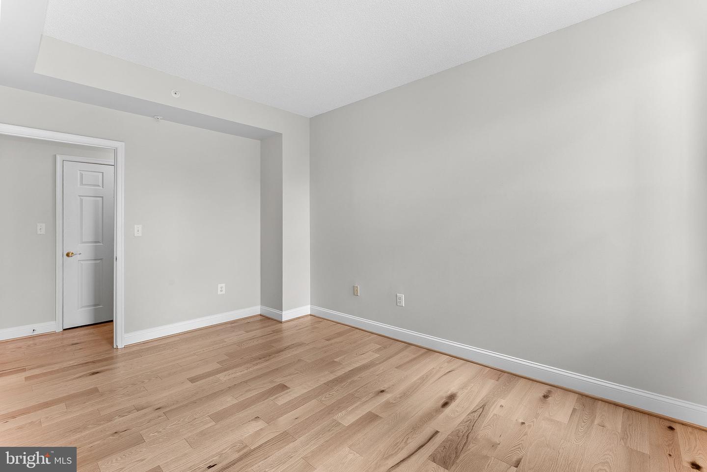 11776 STRATFORD HOUSE PL #304, RESTON, Virginia 20190, 2 Bedrooms Bedrooms, ,2 BathroomsBathrooms,Residential,For sale,11776 STRATFORD HOUSE PL #304,VAFX2255194 MLS # VAFX2255194