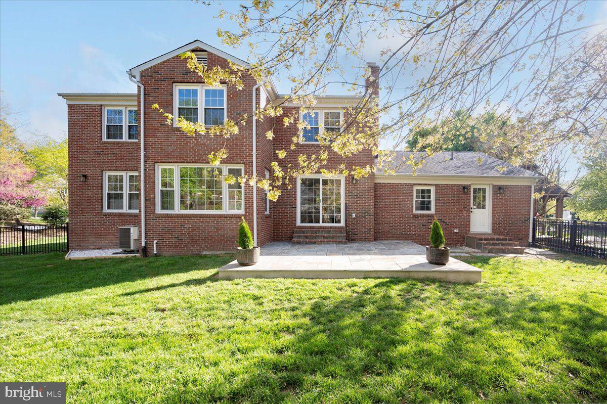 4122 FERRY LANDING RD, ALEXANDRIA, Virginia 22309, 5 Bedrooms Bedrooms, ,5 BathroomsBathrooms,Residential,For sale,4122 FERRY LANDING RD,VAFX2255220 MLS # VAFX2255220
