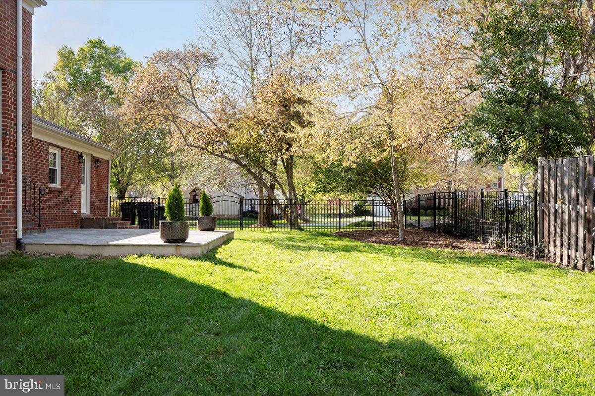 4122 FERRY LANDING RD, ALEXANDRIA, Virginia 22309, 5 Bedrooms Bedrooms, ,5 BathroomsBathrooms,Residential,For sale,4122 FERRY LANDING RD,VAFX2255220 MLS # VAFX2255220