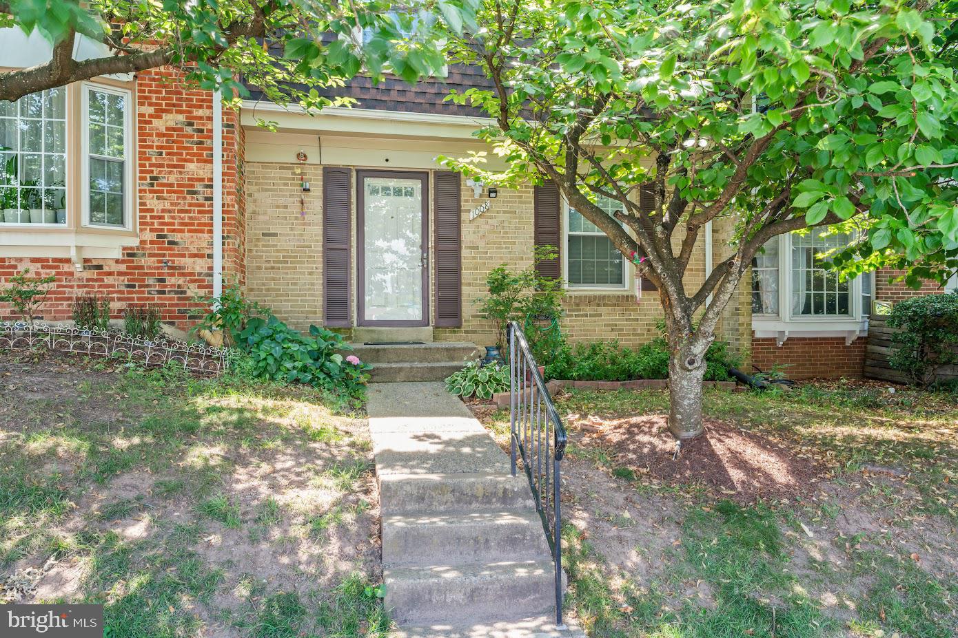 1008 TEMPLE CT, STERLING, Virginia 20164, 3 Bedrooms Bedrooms, ,2 BathroomsBathrooms,Residential,For sale,1008 TEMPLE CT,VALO2102014 MLS # VALO2102014