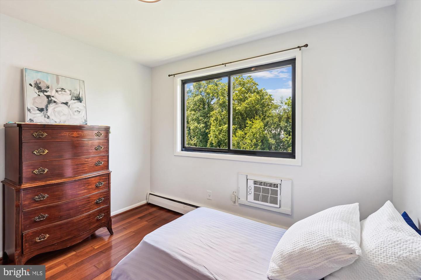 2844 ANNANDALE RD #316, FALLS CHURCH, Virginia 22042, 2 Bedrooms Bedrooms, ,1 BathroomBathrooms,Residential,For sale,2844 ANNANDALE RD #316,VAFX2255258 MLS # VAFX2255258