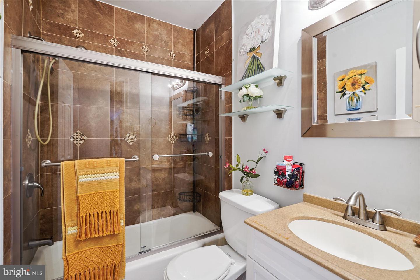 2844 ANNANDALE RD #316, FALLS CHURCH, Virginia 22042, 2 Bedrooms Bedrooms, ,1 BathroomBathrooms,Residential,For sale,2844 ANNANDALE RD #316,VAFX2255258 MLS # VAFX2255258