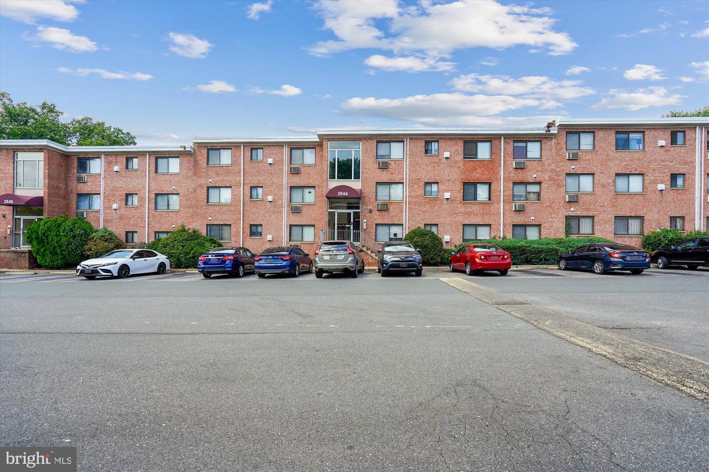 2844 ANNANDALE RD #316, FALLS CHURCH, Virginia 22042, 2 Bedrooms Bedrooms, ,1 BathroomBathrooms,Residential,For sale,2844 ANNANDALE RD #316,VAFX2255258 MLS # VAFX2255258