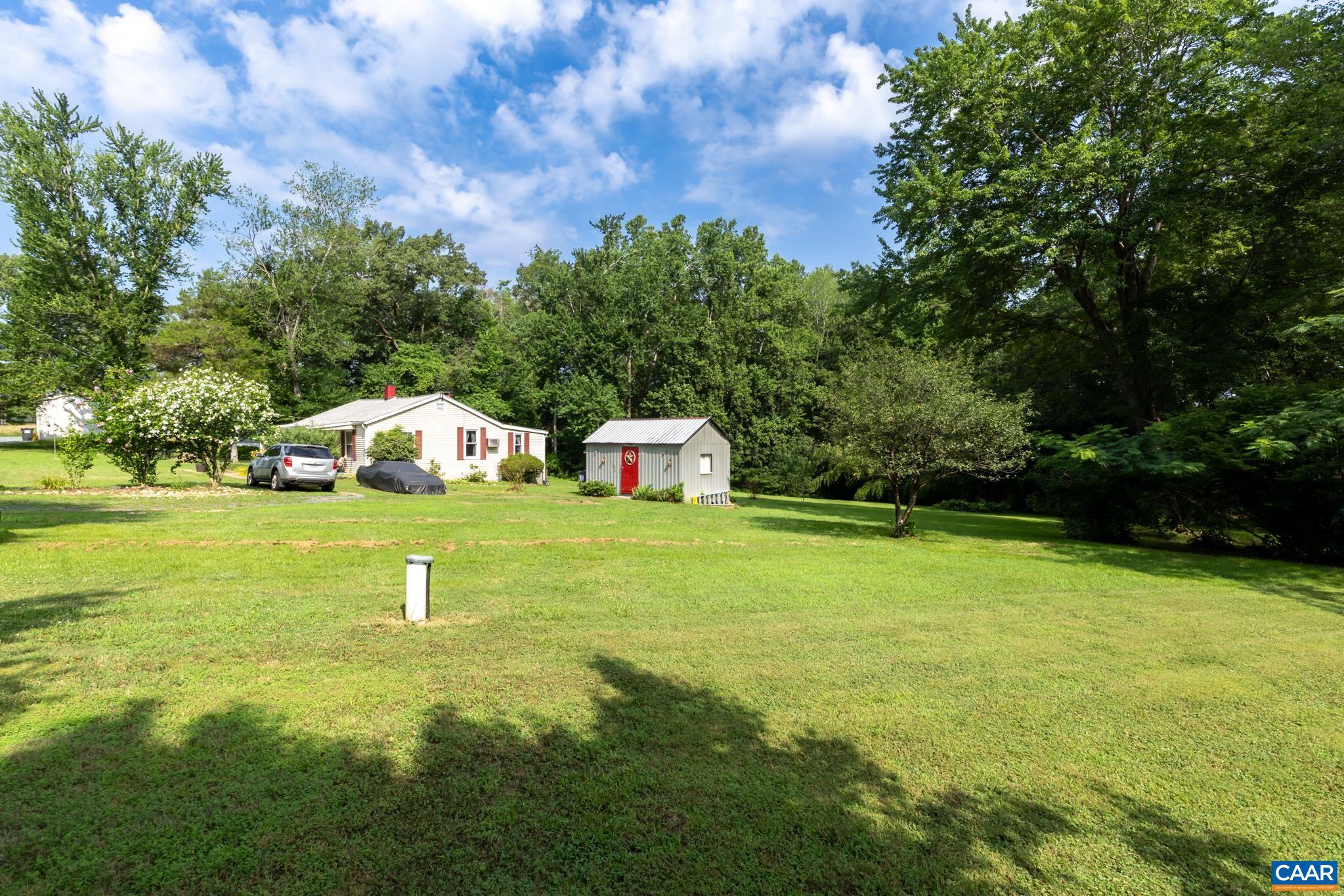 304 MARTIN KINGS RD, CHARLOTTESVILLE, Virginia 22902, 2 Bedrooms Bedrooms, ,1 BathroomBathrooms,Residential,304 MARTIN KINGS RD,666529 MLS # 666529