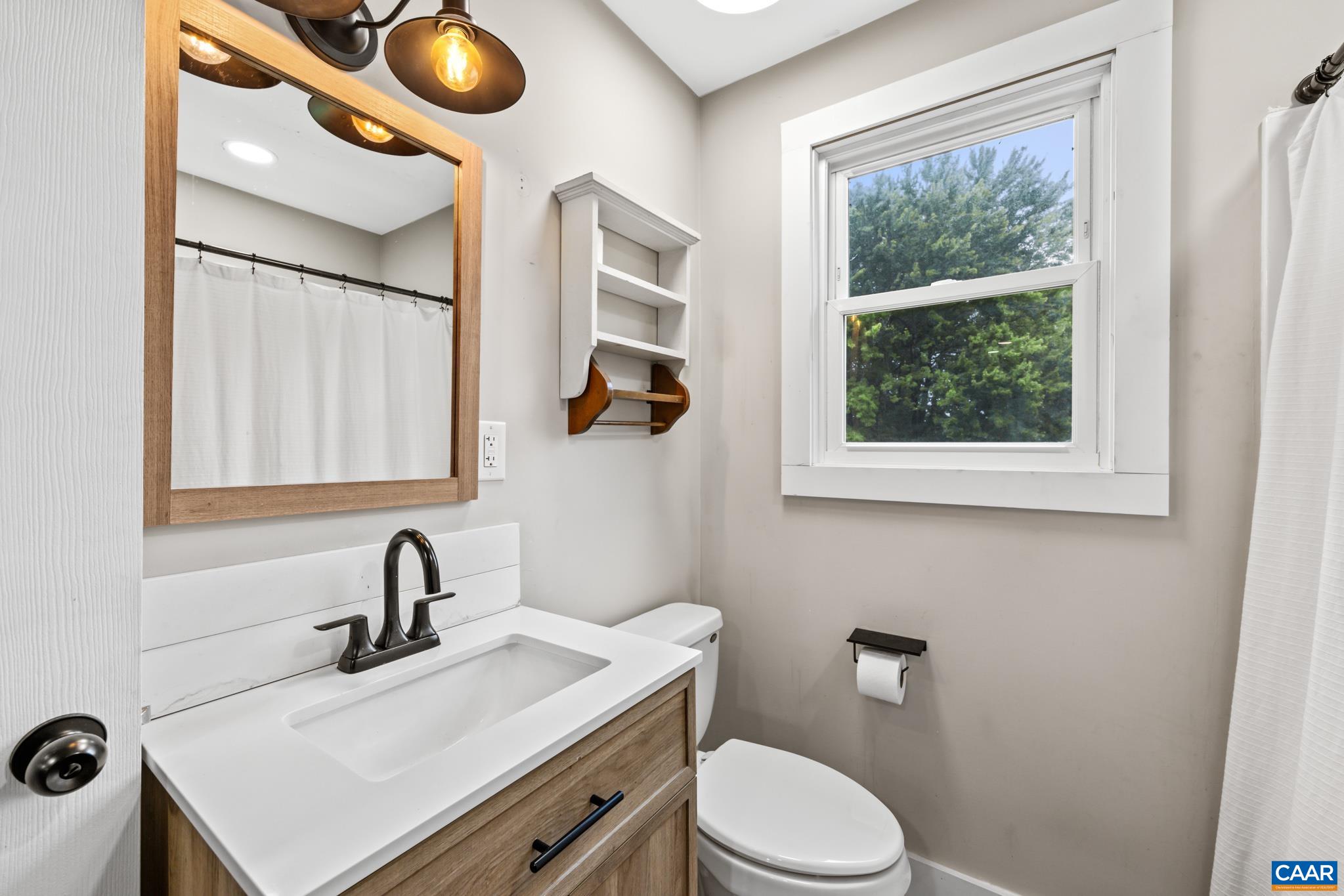 894 DOBBY CREEK RD, SCOTTSVILLE, Virginia 24590, 2 Bedrooms Bedrooms, ,1 BathroomBathrooms,Residential,894 DOBBY CREEK RD,666580 MLS # 666580