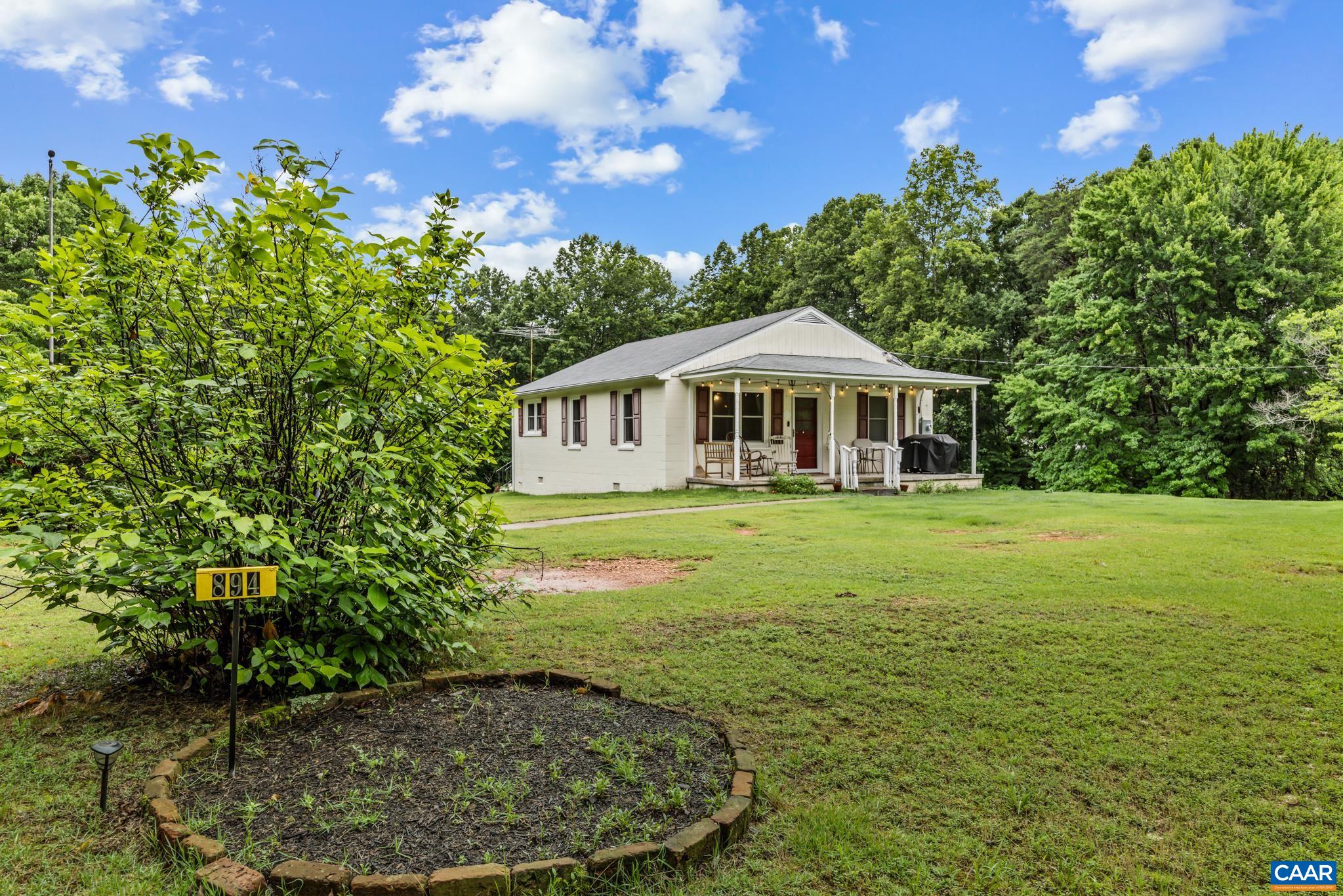 894 DOBBY CREEK RD, SCOTTSVILLE, Virginia 24590, 2 Bedrooms Bedrooms, ,1 BathroomBathrooms,Residential,894 DOBBY CREEK RD,666580 MLS # 666580