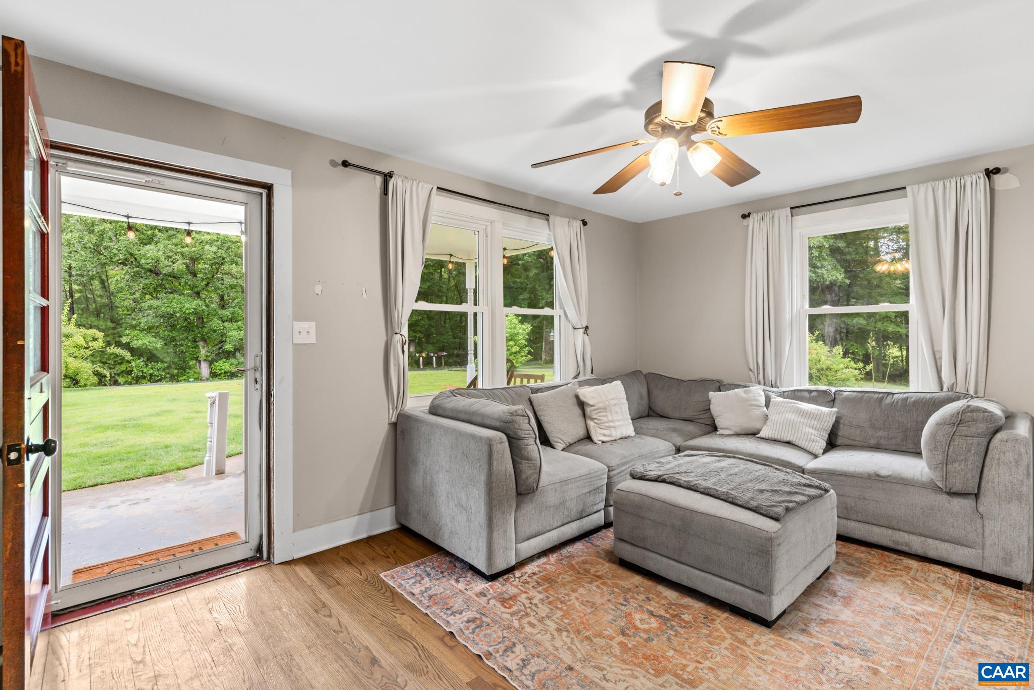 894 DOBBY CREEK RD, SCOTTSVILLE, Virginia 24590, 2 Bedrooms Bedrooms, ,1 BathroomBathrooms,Residential,894 DOBBY CREEK RD,666580 MLS # 666580