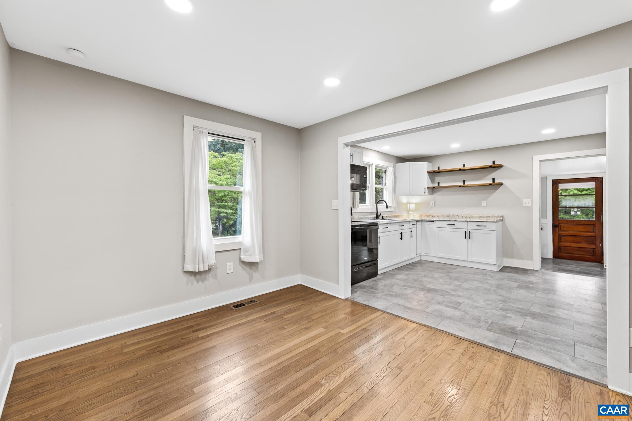 894 DOBBY CREEK RD, SCOTTSVILLE, Virginia 24590, 2 Bedrooms Bedrooms, ,1 BathroomBathrooms,Residential,894 DOBBY CREEK RD,666580 MLS # 666580