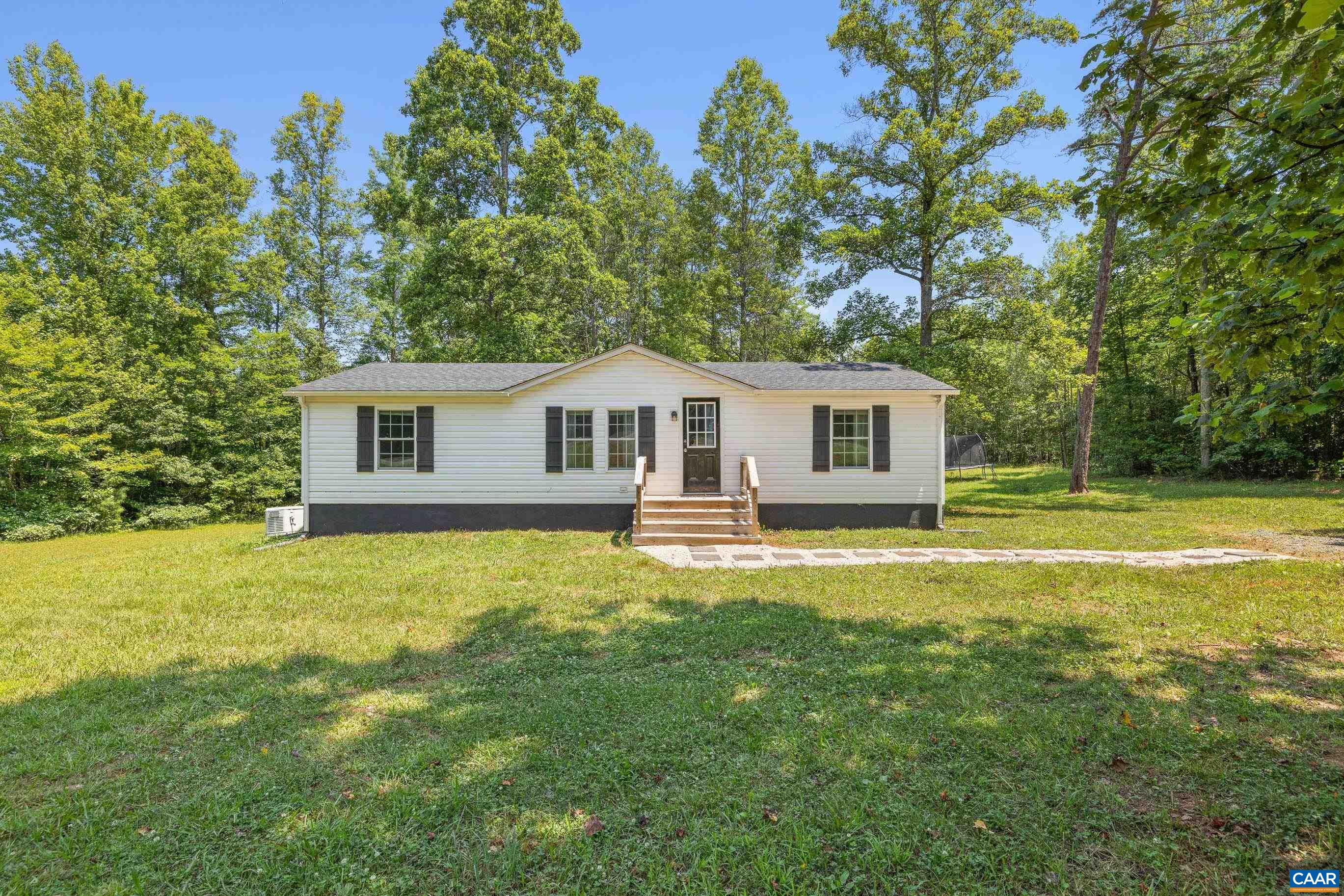 5998 COMMUNITY HOUSE RD, COLUMBIA, Virginia 23038, 3 Bedrooms Bedrooms, ,2 BathroomsBathrooms,Residential,5998 COMMUNITY HOUSE RD,666663 MLS # 666663