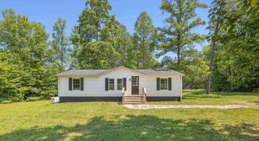 5998 COMMUNITY HOUSE RD, COLUMBIA, Virginia 23038, 3 Bedrooms Bedrooms, ,2 BathroomsBathrooms,Residential,5998 COMMUNITY HOUSE RD,666663 MLS # 666663