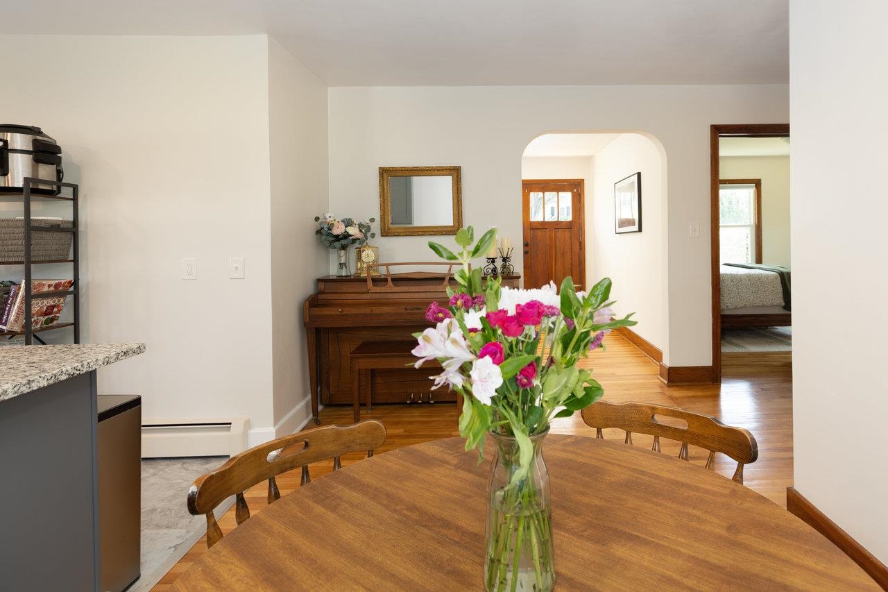 122 FRASER LN, STAUNTON, Virginia 24401, 2 Bedrooms Bedrooms, ,1 BathroomBathrooms,Residential,122 FRASER LN,666673 MLS # 666673