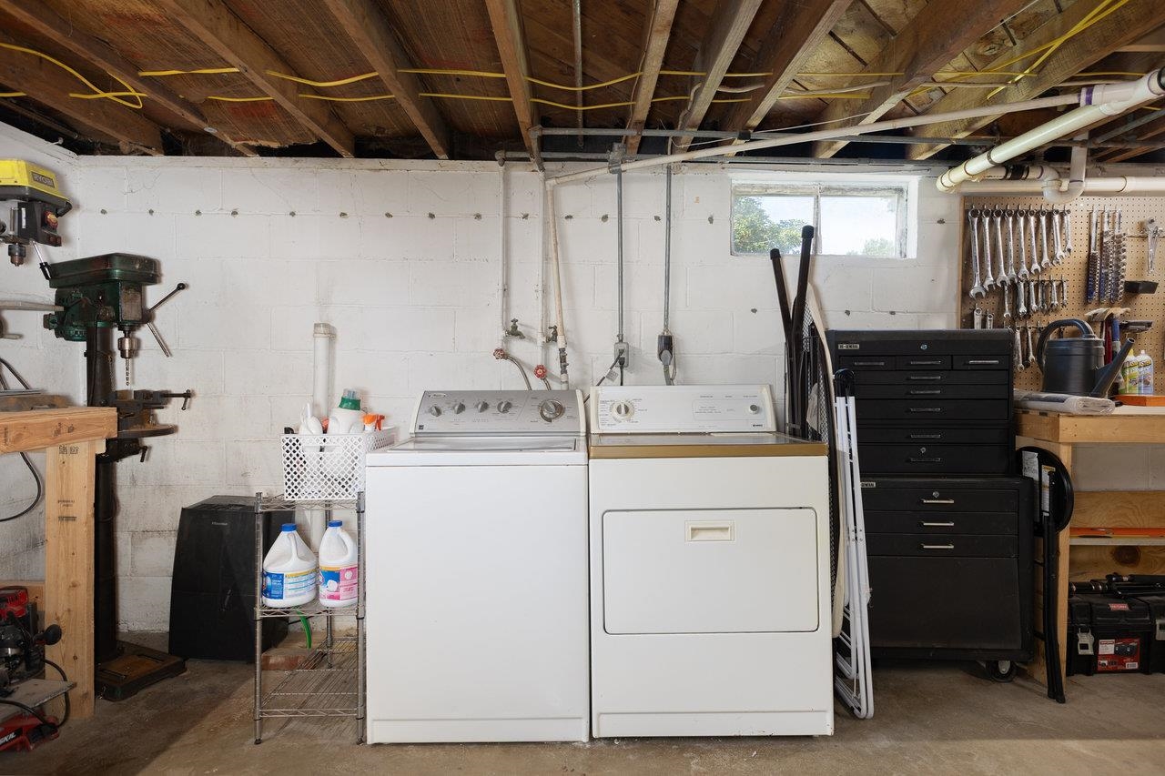 122 FRASER LN, STAUNTON, Virginia 24401, 2 Bedrooms Bedrooms, ,1 BathroomBathrooms,Residential,122 FRASER LN,666673 MLS # 666673