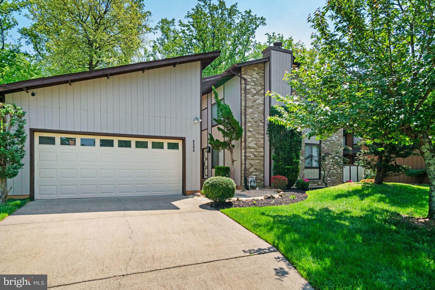 9103 HOME GUARD DR, BURKE, Virginia 22015, 4 Bedrooms Bedrooms, ,2 BathroomsBathrooms,Residential,For sale,9103 HOME GUARD DR,VAFX2209134 MLS # VAFX2209134
