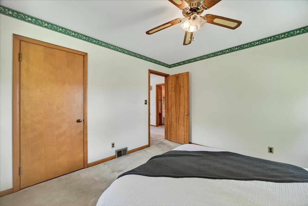 2421 MT VERNON ST, WAYNESBORO, Virginia 22980, 4 Bedrooms Bedrooms, ,2 BathroomsBathrooms,Residential,2421 MT VERNON ST,666675 MLS # 666675