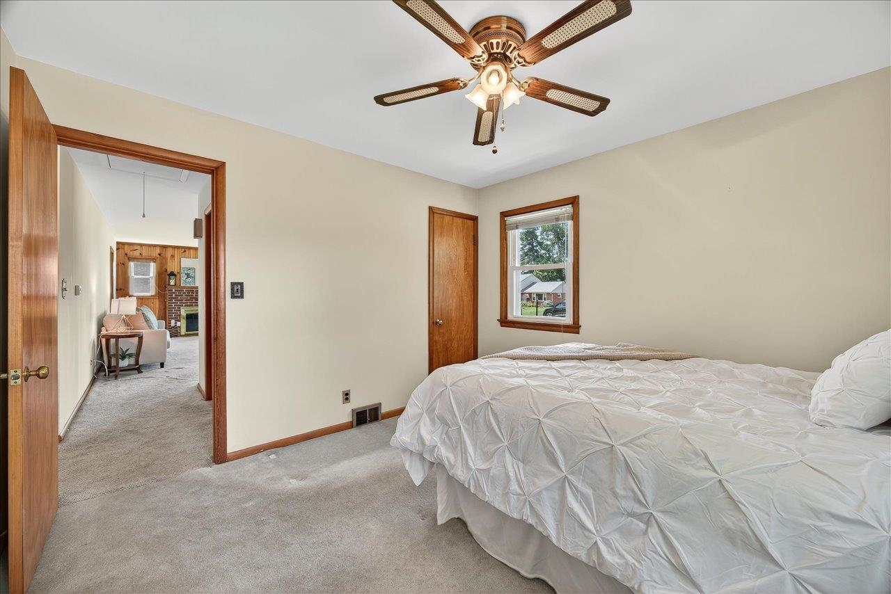 2421 MT VERNON ST, WAYNESBORO, Virginia 22980, 4 Bedrooms Bedrooms, ,2 BathroomsBathrooms,Residential,2421 MT VERNON ST,666675 MLS # 666675