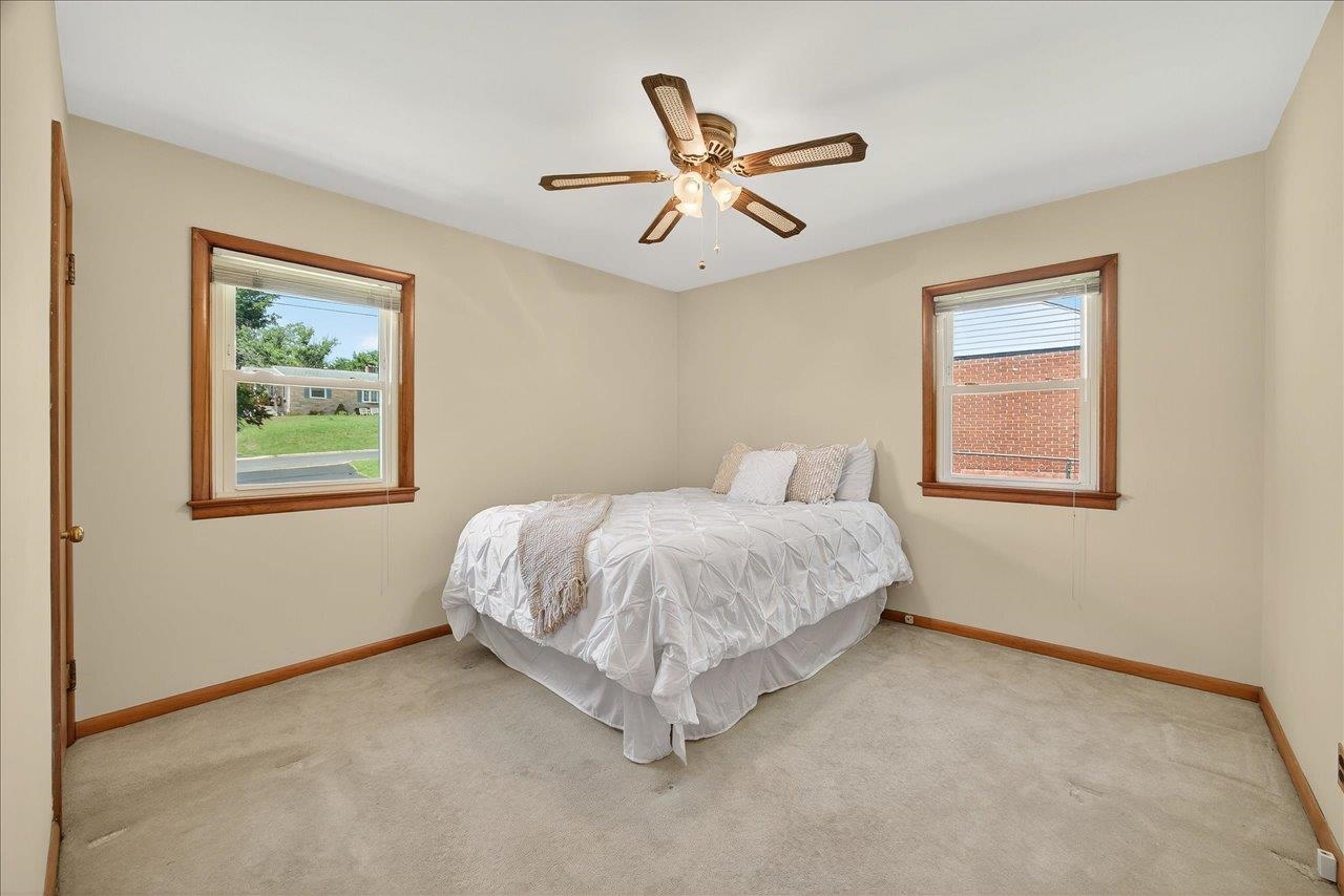 2421 MT VERNON ST, WAYNESBORO, Virginia 22980, 4 Bedrooms Bedrooms, ,2 BathroomsBathrooms,Residential,2421 MT VERNON ST,666675 MLS # 666675