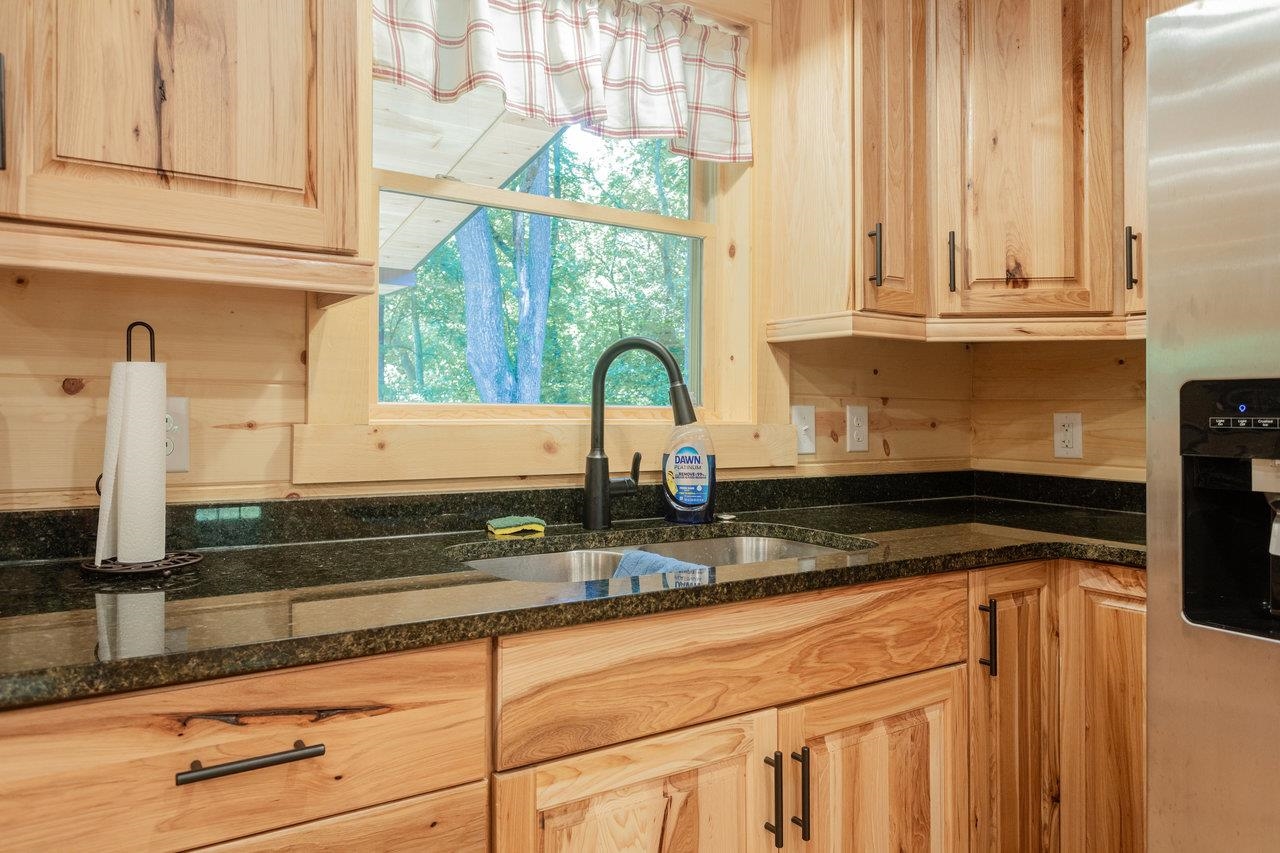 561 RIVER VIEW DR, SHENANDOAH, Virginia 22849, 2 Bedrooms Bedrooms, ,1 BathroomBathrooms,Residential,561 RIVER VIEW DR,666677 MLS # 666677