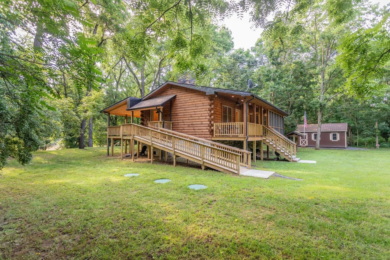 561 RIVER VIEW DR, SHENANDOAH, Virginia 22849, 2 Bedrooms Bedrooms, ,1 BathroomBathrooms,Residential,561 RIVER VIEW DR,666677 MLS # 666677