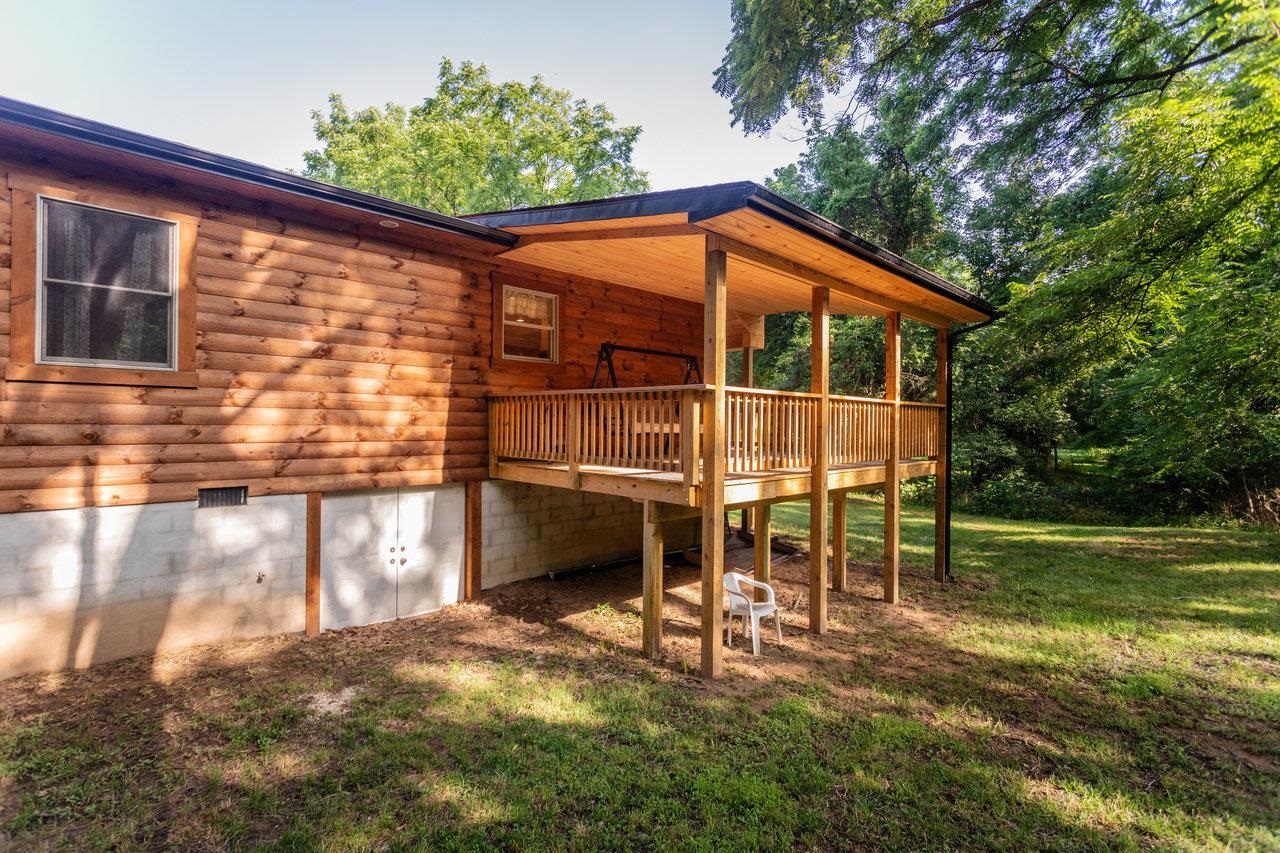 561 RIVER VIEW DR, SHENANDOAH, Virginia 22849, 2 Bedrooms Bedrooms, ,1 BathroomBathrooms,Residential,561 RIVER VIEW DR,666677 MLS # 666677