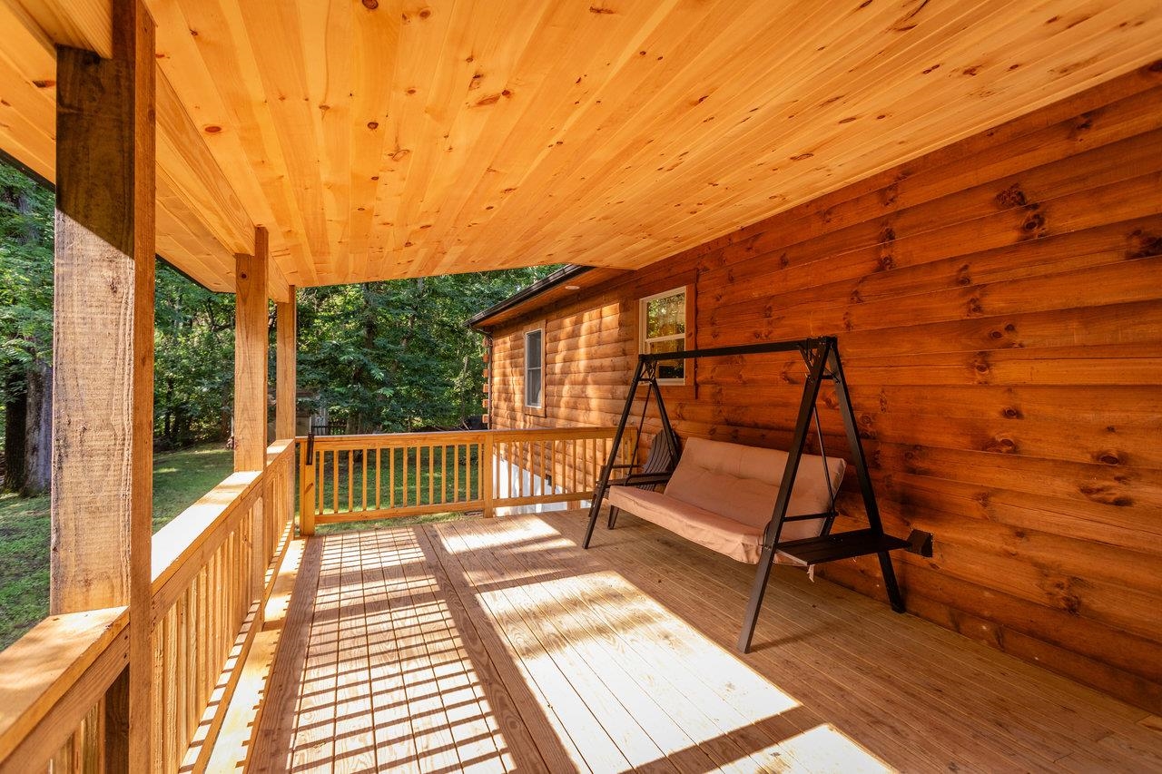 561 RIVER VIEW DR, SHENANDOAH, Virginia 22849, 2 Bedrooms Bedrooms, ,1 BathroomBathrooms,Residential,561 RIVER VIEW DR,666677 MLS # 666677