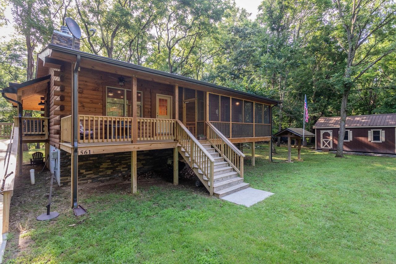 561 RIVER VIEW DR, SHENANDOAH, Virginia 22849, 2 Bedrooms Bedrooms, ,1 BathroomBathrooms,Residential,561 RIVER VIEW DR,666677 MLS # 666677