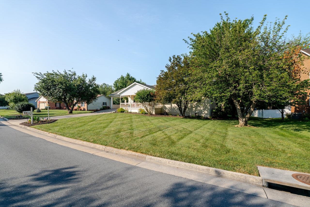 200 MILLER DR, BRIDGEWATER, Virginia 22812, 3 Bedrooms Bedrooms, ,2 BathroomsBathrooms,Residential,200 MILLER DR,666679 MLS # 666679