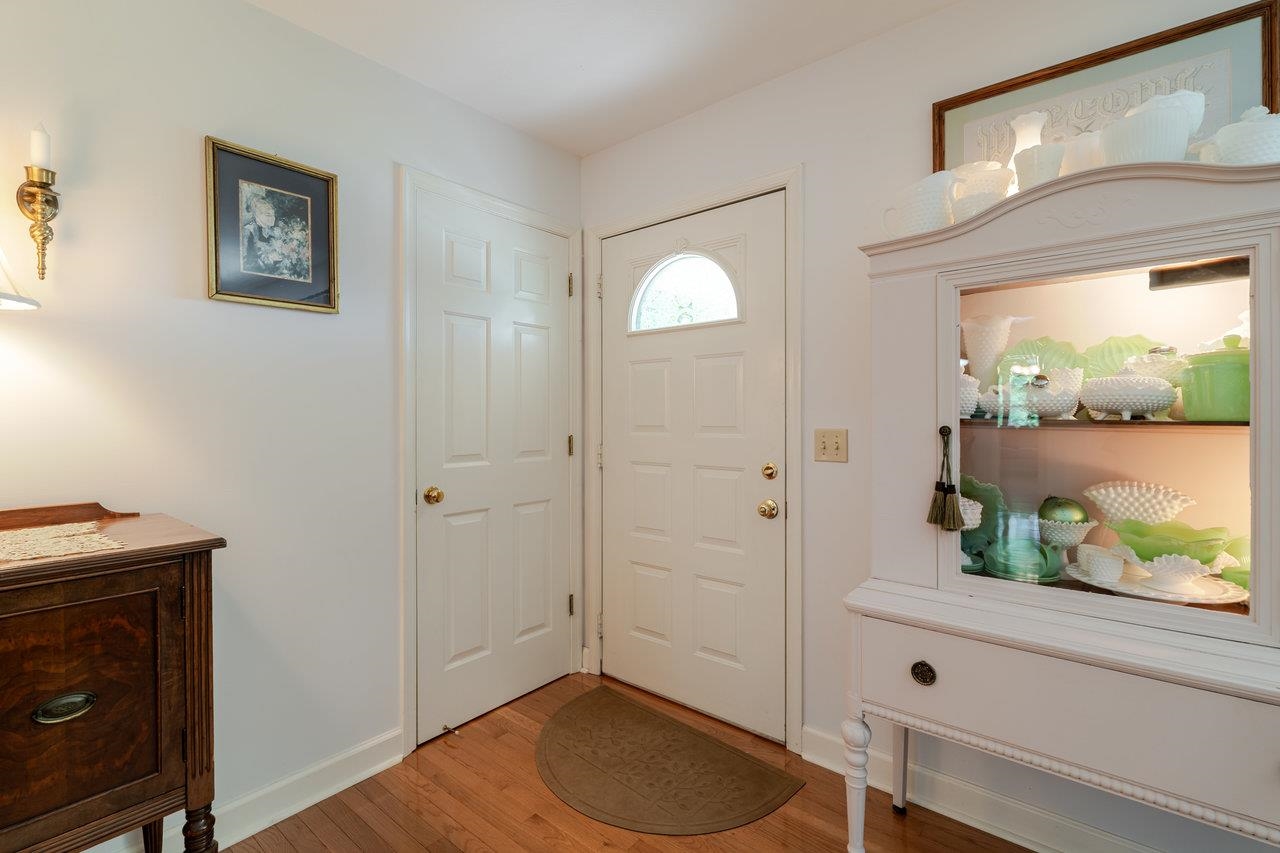 200 MILLER DR, BRIDGEWATER, Virginia 22812, 3 Bedrooms Bedrooms, ,2 BathroomsBathrooms,Residential,200 MILLER DR,666679 MLS # 666679
