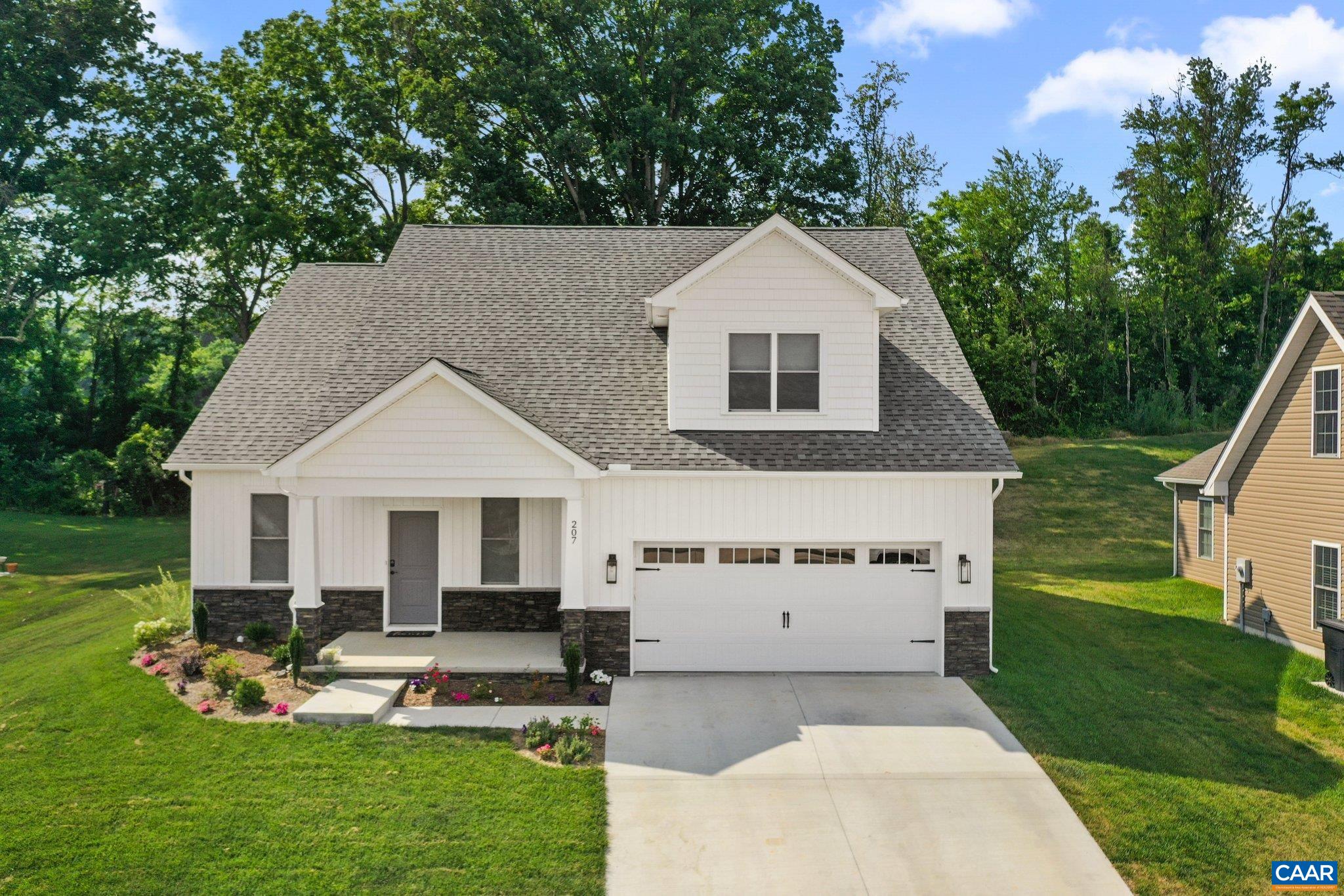 207 LINDBURGH DR, WAYNESBORO, Virginia 22980, 3 Bedrooms Bedrooms, ,2 BathroomsBathrooms,Residential,207 LINDBURGH DR,666681 MLS # 666681