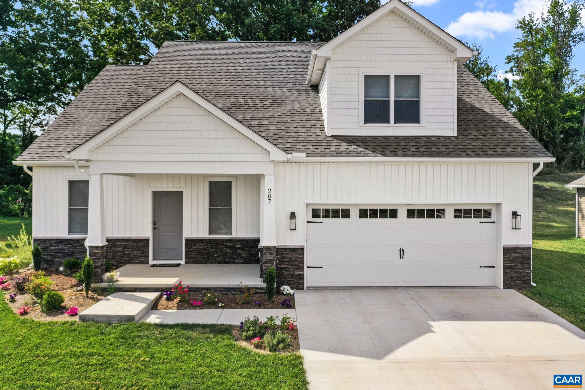 207 LINDBURGH DR, WAYNESBORO, Virginia 22980, 3 Bedrooms Bedrooms, ,2 BathroomsBathrooms,Residential,207 LINDBURGH DR,666681 MLS # 666681