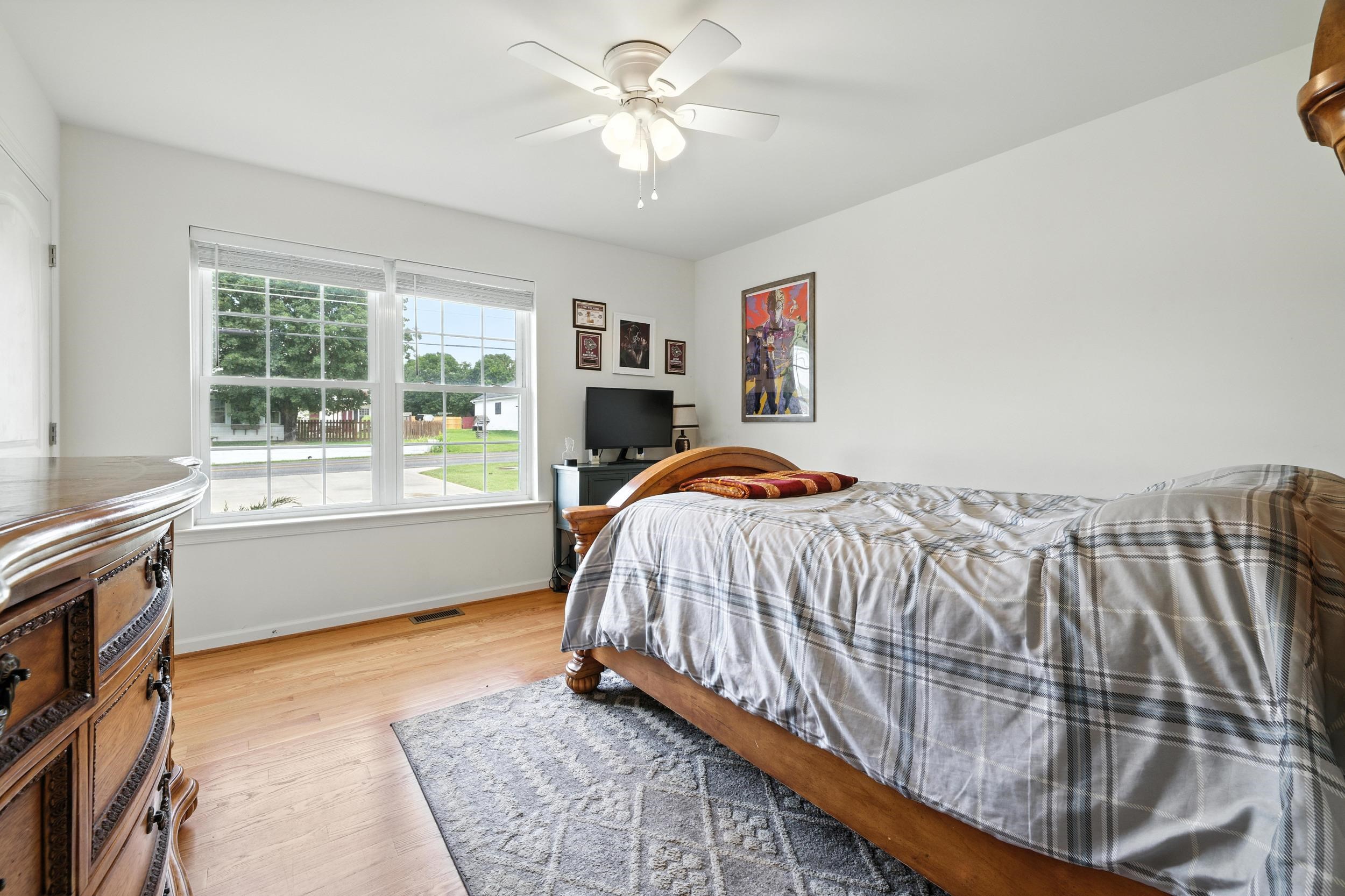 250 FAIRVIEW RD, LURAY, Virginia 22835, 3 Bedrooms Bedrooms, ,2 BathroomsBathrooms,Residential,250 FAIRVIEW RD,666682 MLS # 666682