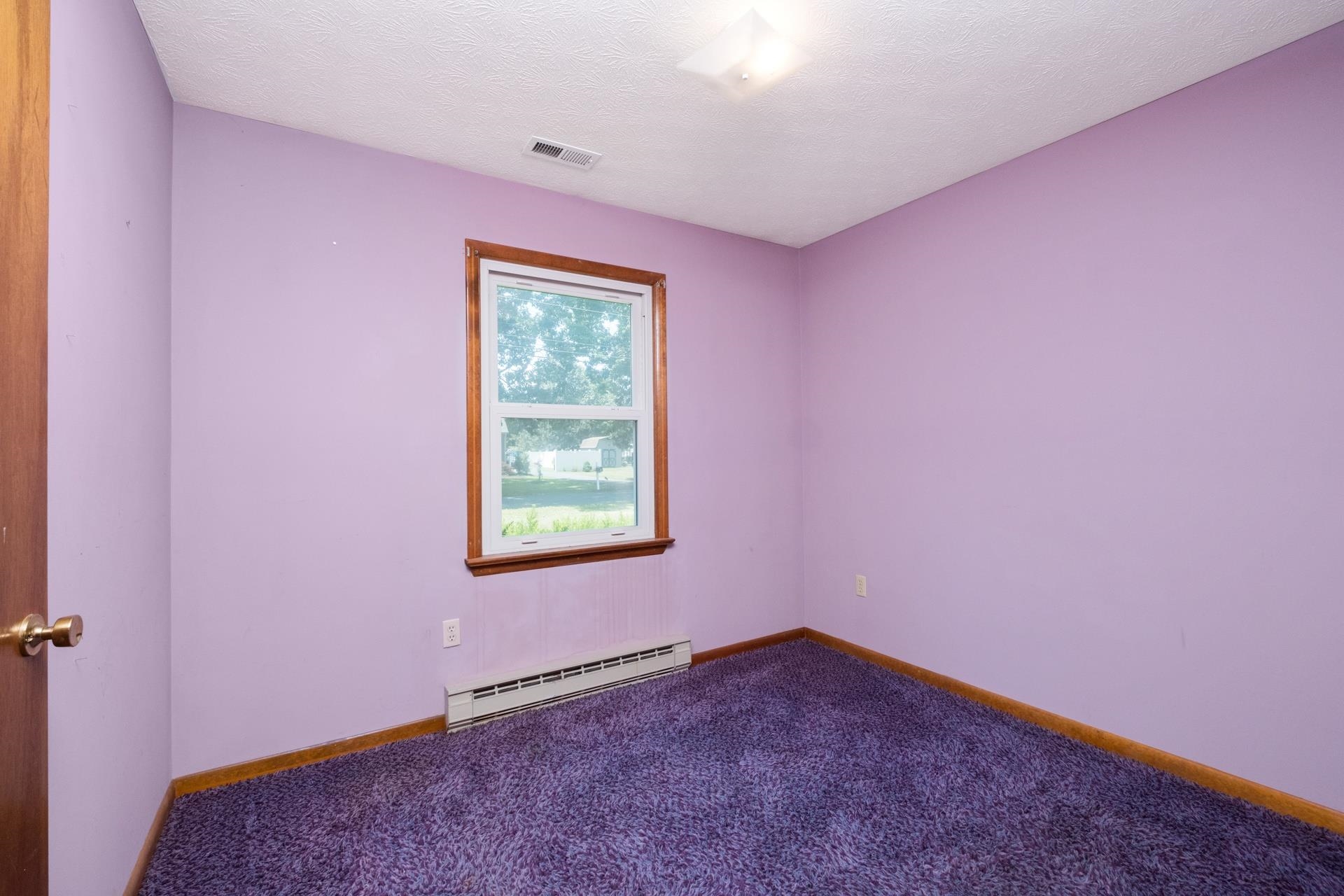 302 17TH ST, GROTTOES, Virginia 24441, 3 Bedrooms Bedrooms, ,1 BathroomBathrooms,Residential,302 17TH ST,666683 MLS # 666683