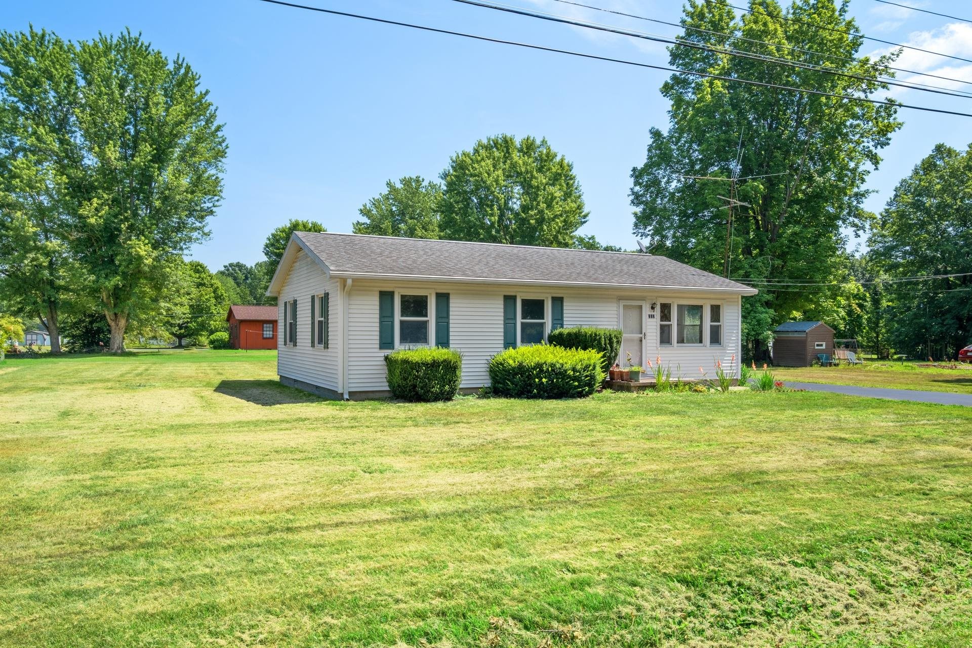 302 17TH ST, GROTTOES, Virginia 24441, 3 Bedrooms Bedrooms, ,1 BathroomBathrooms,Residential,302 17TH ST,666683 MLS # 666683