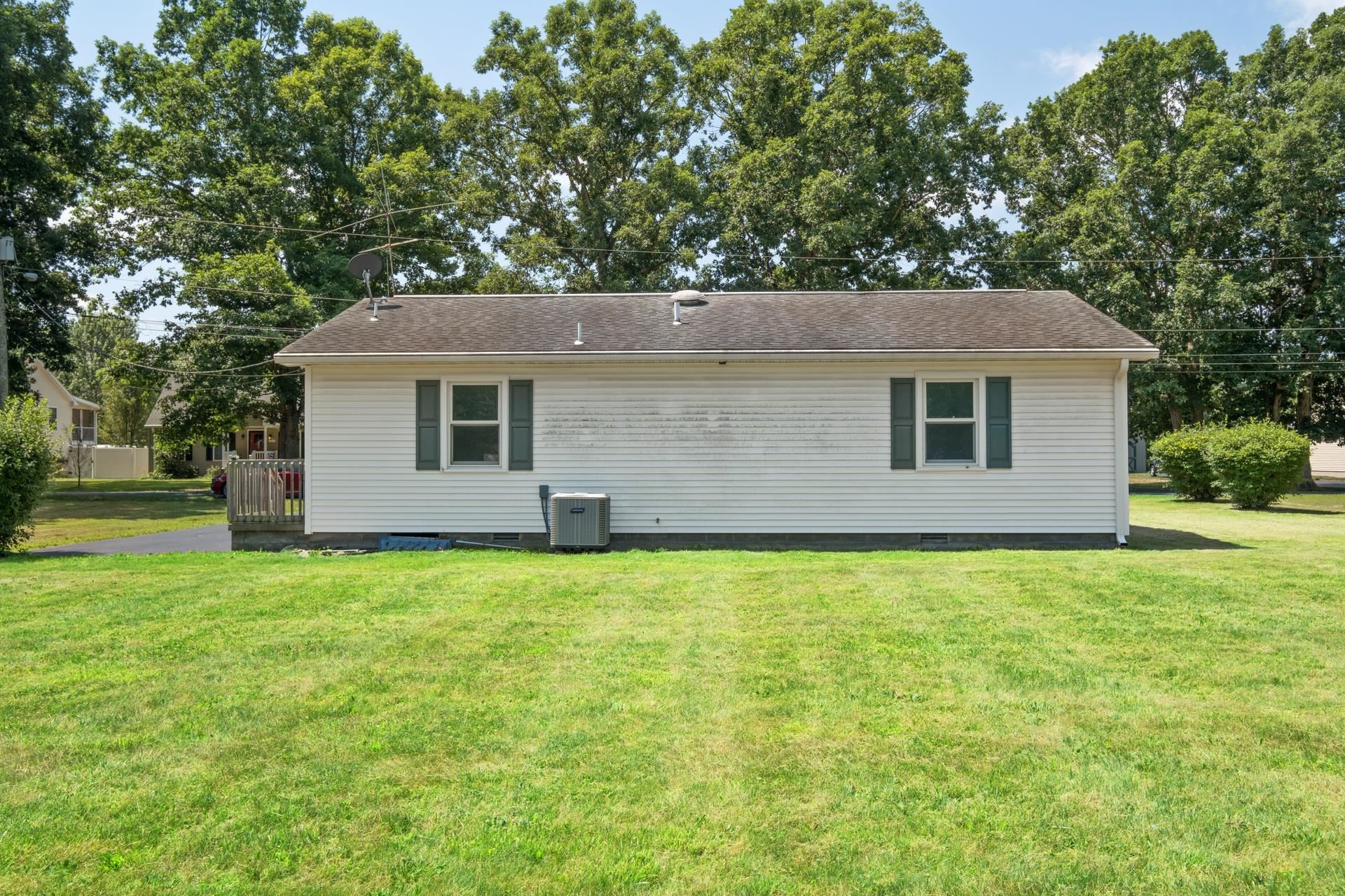 302 17TH ST, GROTTOES, Virginia 24441, 3 Bedrooms Bedrooms, ,1 BathroomBathrooms,Residential,302 17TH ST,666683 MLS # 666683