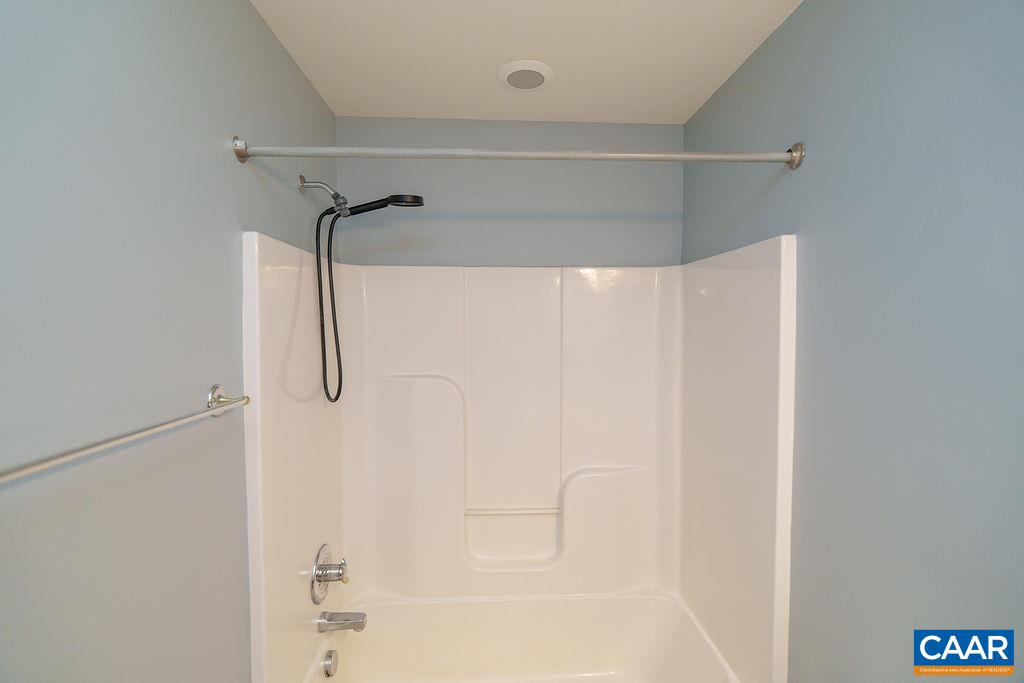 71 BRANCH LN, ZION CROSSROADS, Virginia 22942, 5 Bedrooms Bedrooms, ,3 BathroomsBathrooms,Residential,71 BRANCH LN,666685 MLS # 666685