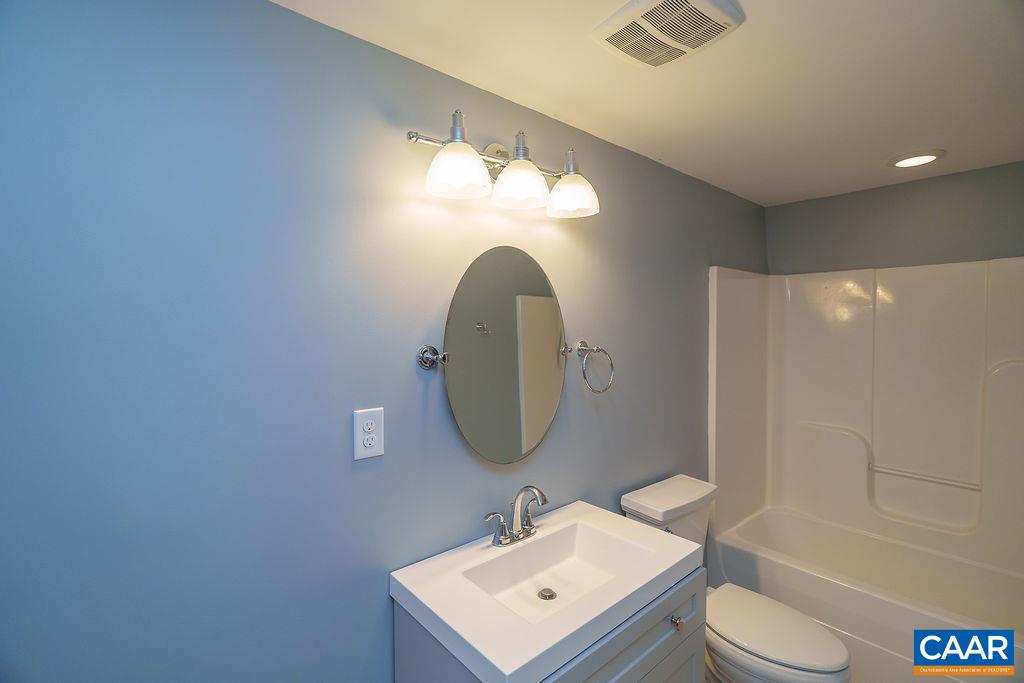 71 BRANCH LN, ZION CROSSROADS, Virginia 22942, 5 Bedrooms Bedrooms, ,3 BathroomsBathrooms,Residential,71 BRANCH LN,666685 MLS # 666685