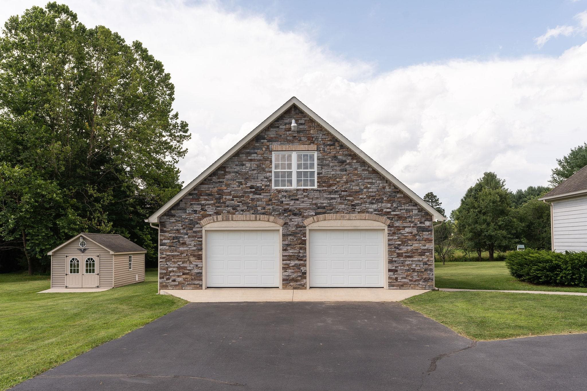31 HAMPTON DR, STUARTS DRAFT, Virginia 24477, 4 Bedrooms Bedrooms, ,2 BathroomsBathrooms,Residential,31 HAMPTON DR,666686 MLS # 666686