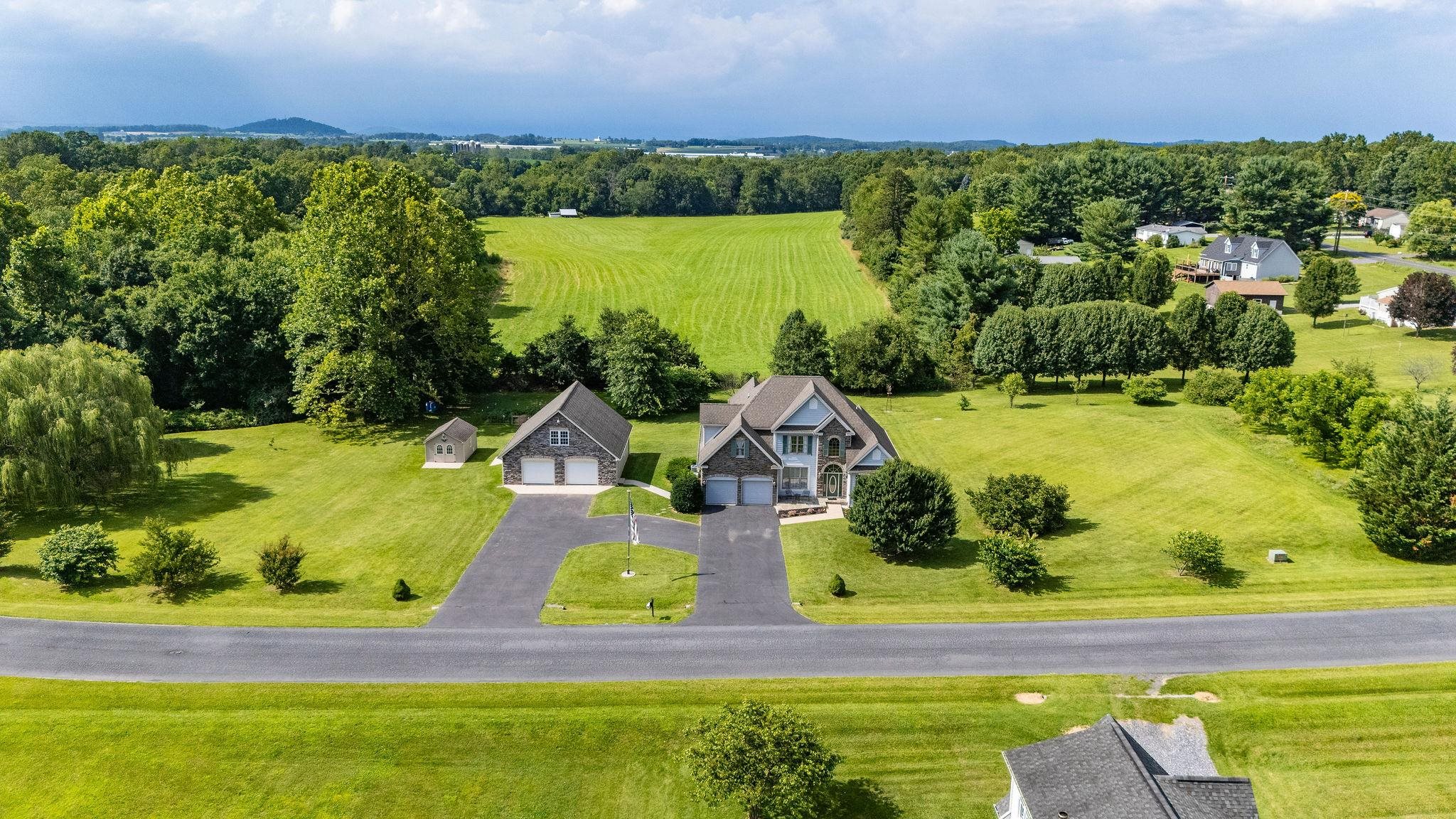 31 HAMPTON DR, STUARTS DRAFT, Virginia 24477, 4 Bedrooms Bedrooms, ,2 BathroomsBathrooms,Residential,31 HAMPTON DR,666686 MLS # 666686