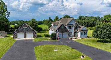 31 HAMPTON DR, STUARTS DRAFT, Virginia 24477, 4 Bedrooms Bedrooms, ,2 BathroomsBathrooms,Residential,31 HAMPTON DR,666686 MLS # 666686